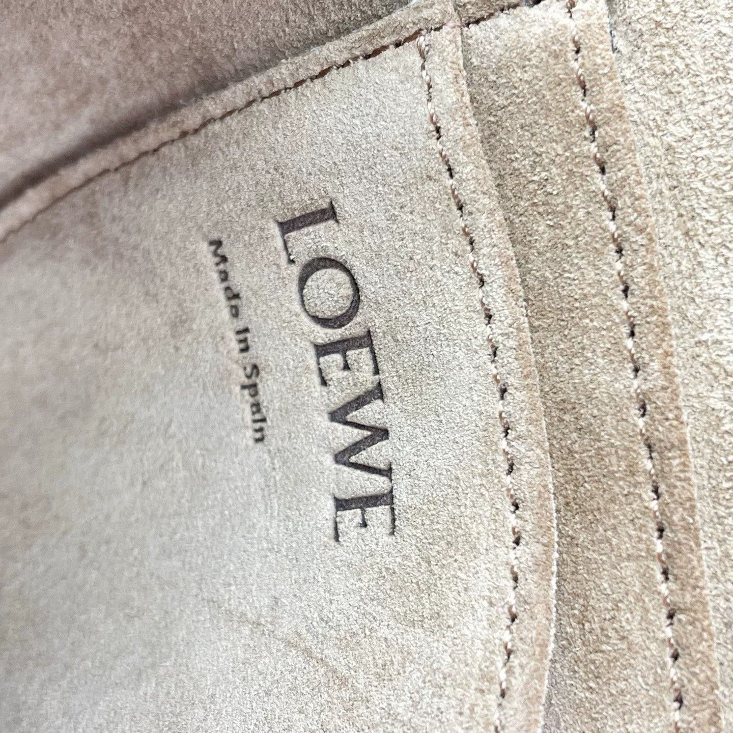 Loewe Pre-loved Bag Very good condition Size ONE SIZE - 9 Thumbnail