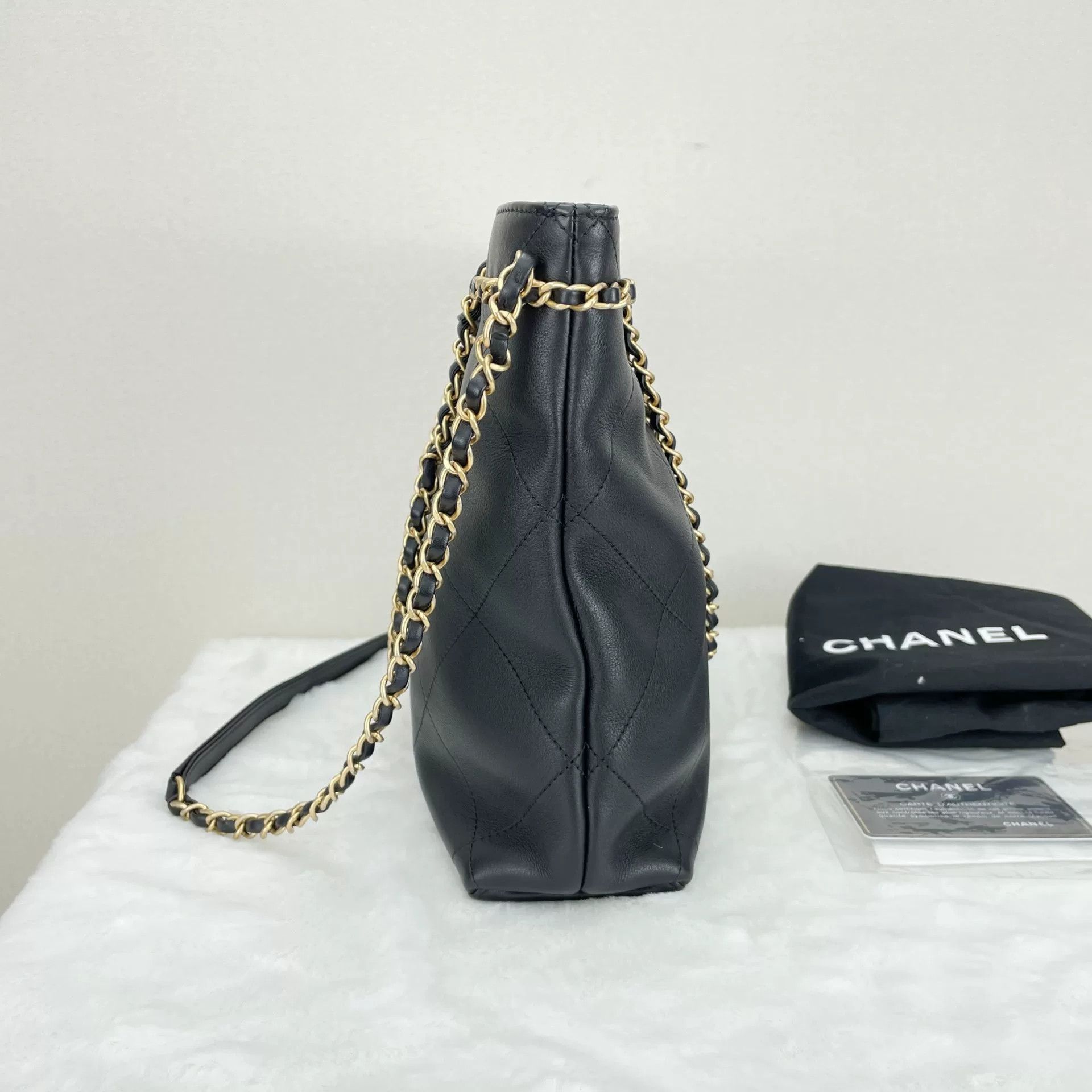 Chanel Pre-loved Bag Very good condition Size ONE SIZE - 3 Thumbnail