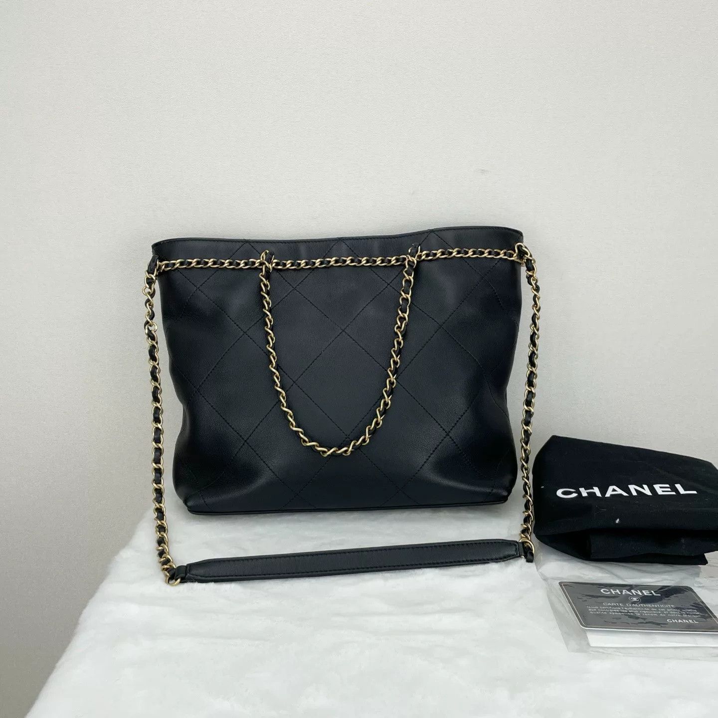 Chanel Pre-loved Bag Very good condition Size ONE SIZE - 2 Thumbnail