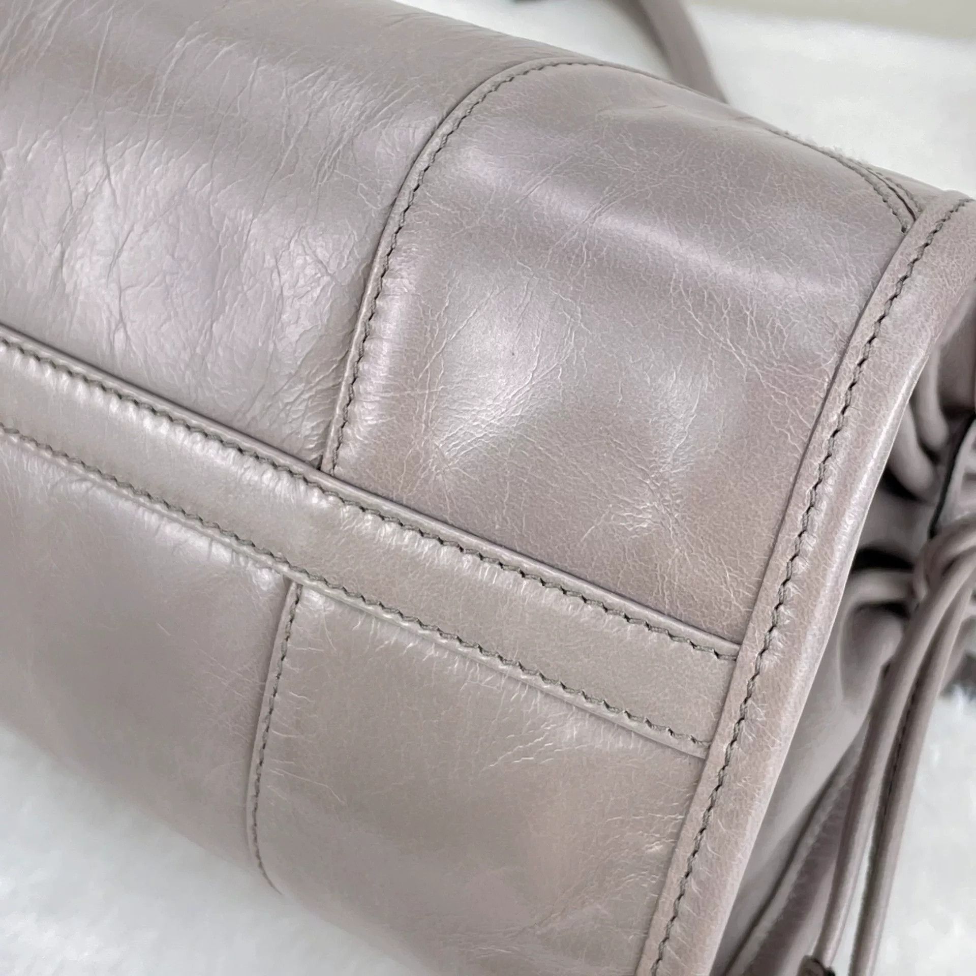 Prada Pre-loved Bag Very good condition Size ONE SIZE - 6 Thumbnail