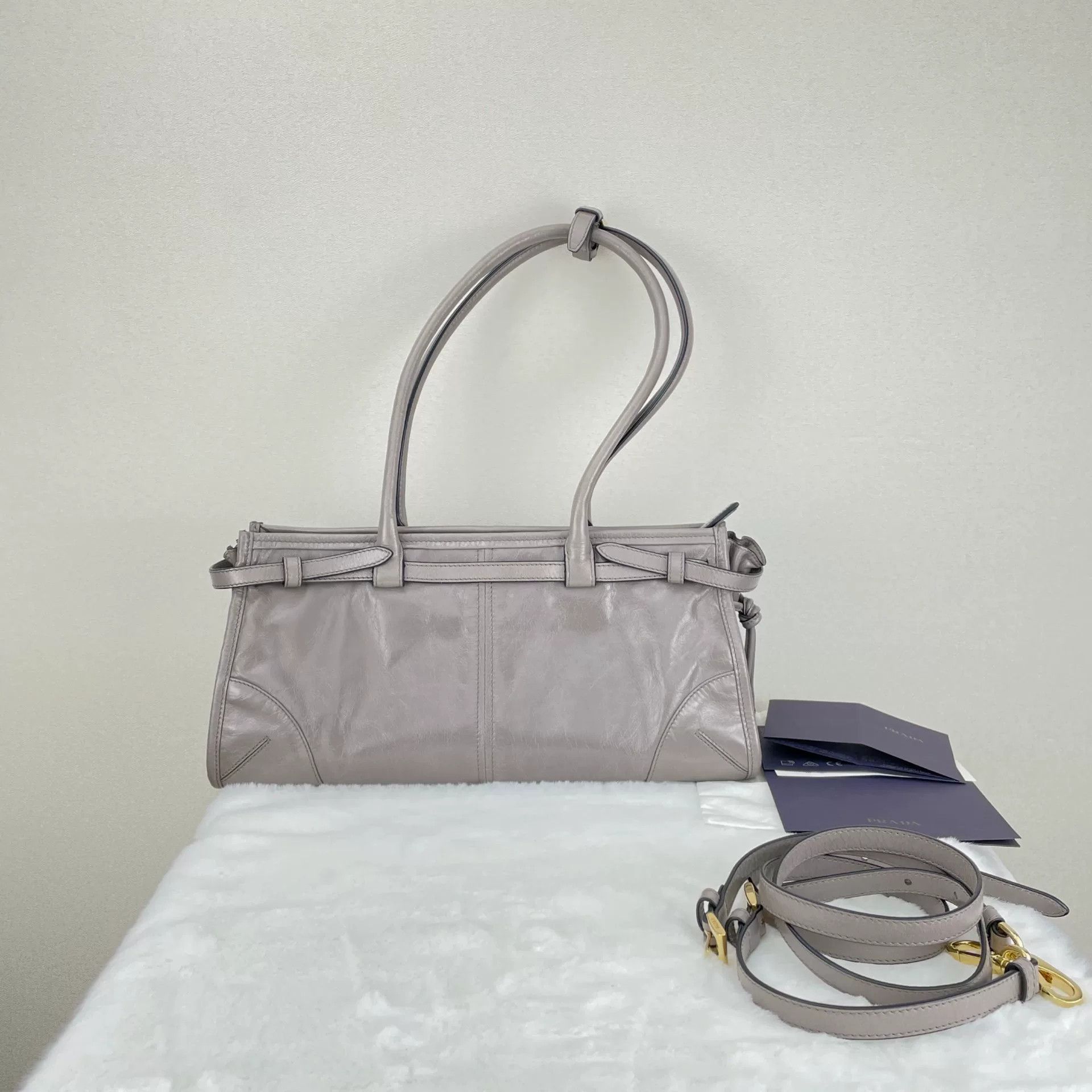 Prada Pre-loved Bag Very good condition Size ONE SIZE - 2 Thumbnail