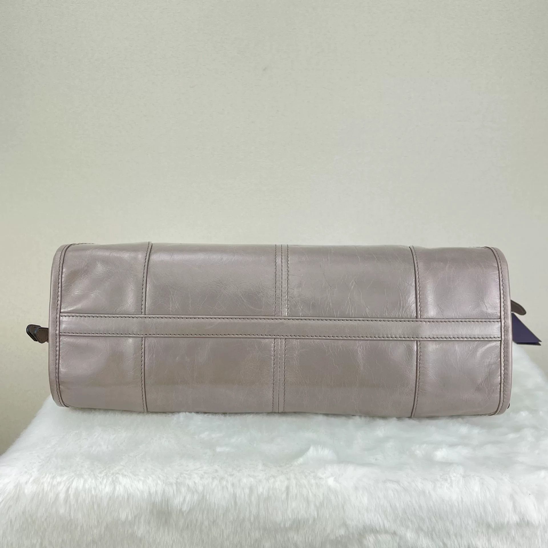 Prada Pre-loved Bag Very good condition Size ONE SIZE - 4 Thumbnail