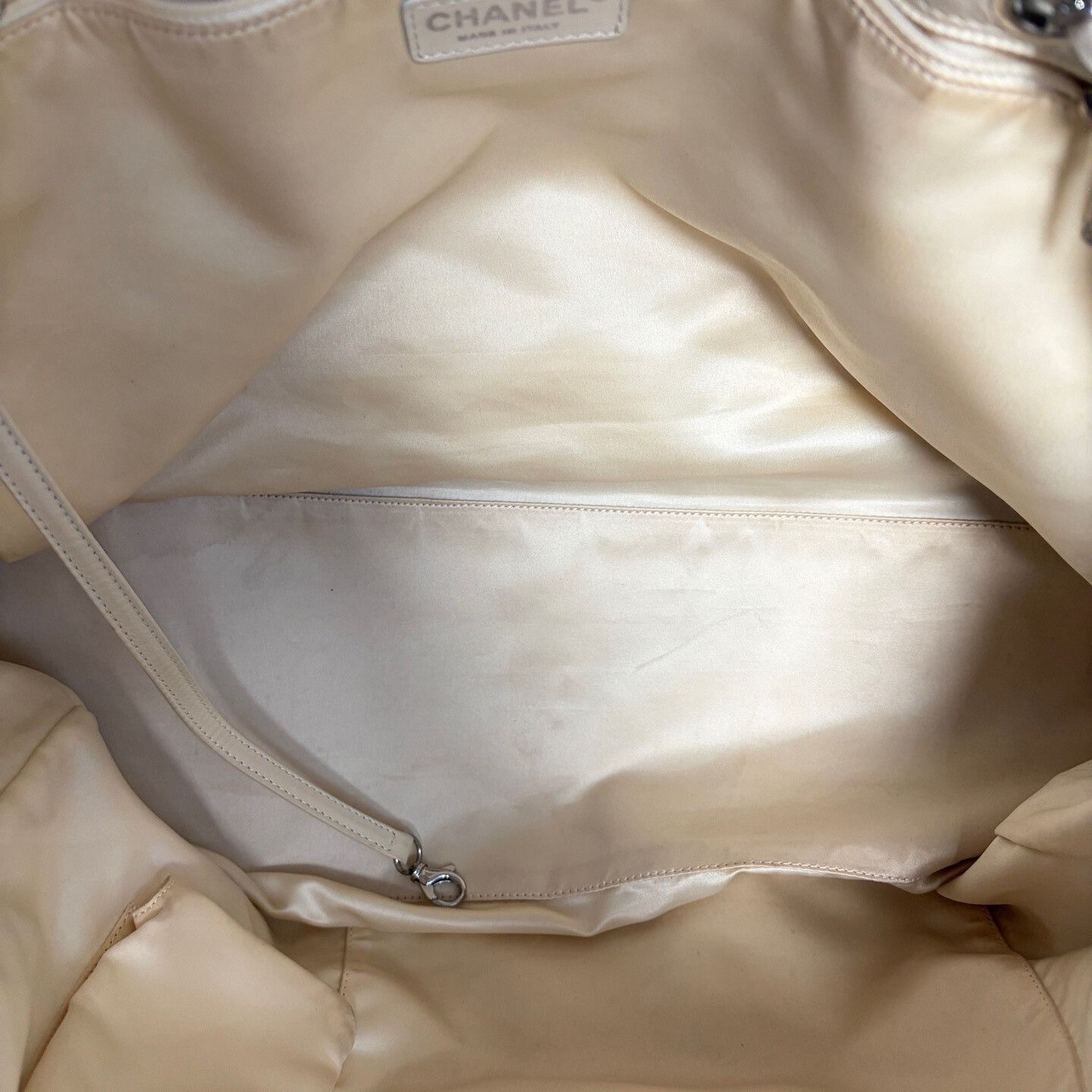 Chanel Pre-loved Bag Very good condition Size ONE SIZE - 7 Thumbnail