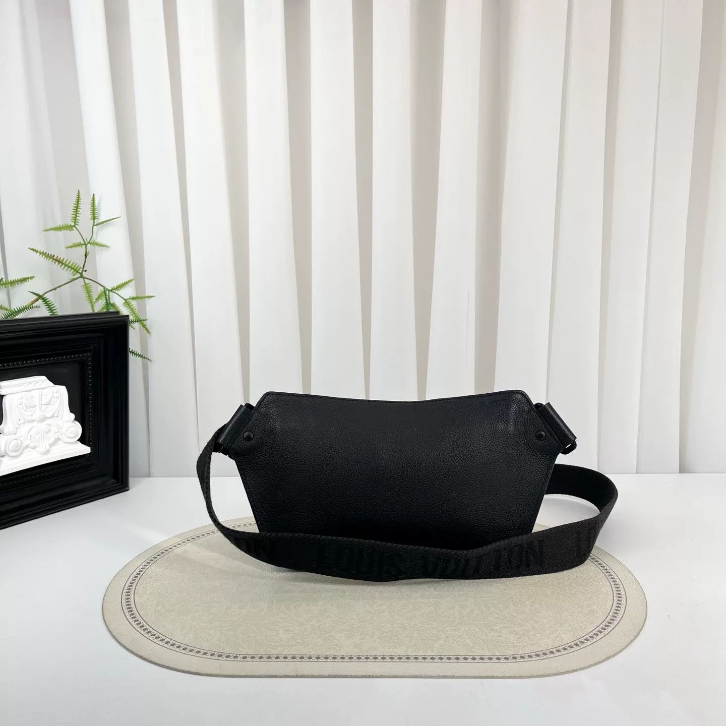 Louis Vuitton Pre-loved Bag Very good condition Size ONE SIZE - 2 Thumbnail