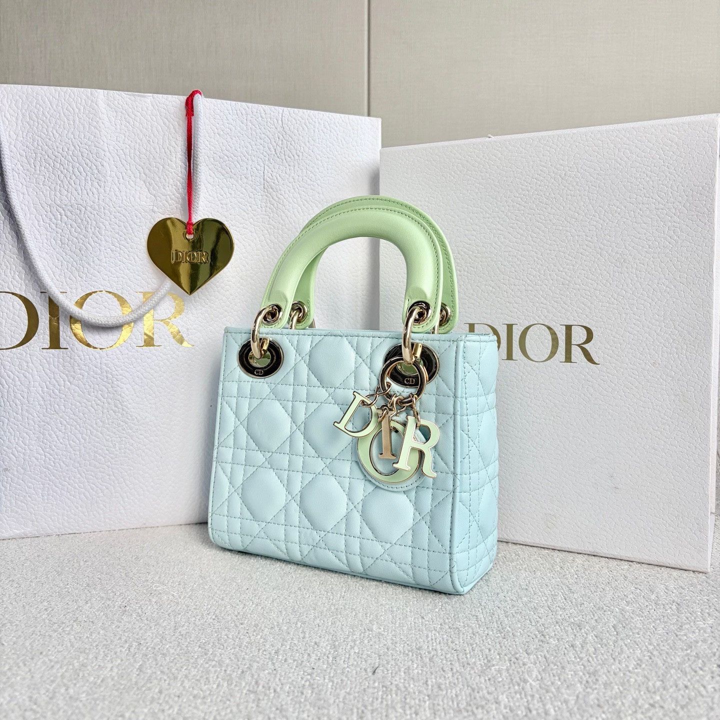 Dior Pre-loved Bag Very good condition Size ONE SIZE - 4 Thumbnail
