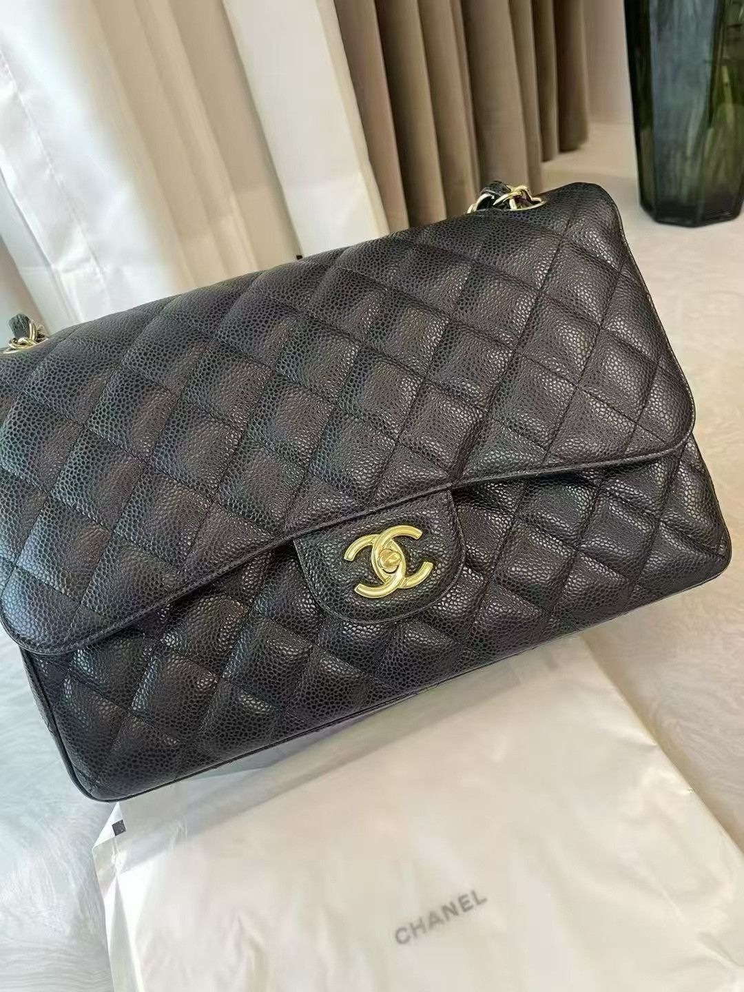 Chanel Pre-loved Bag Very good condition Size ONE SIZE - 4 Thumbnail