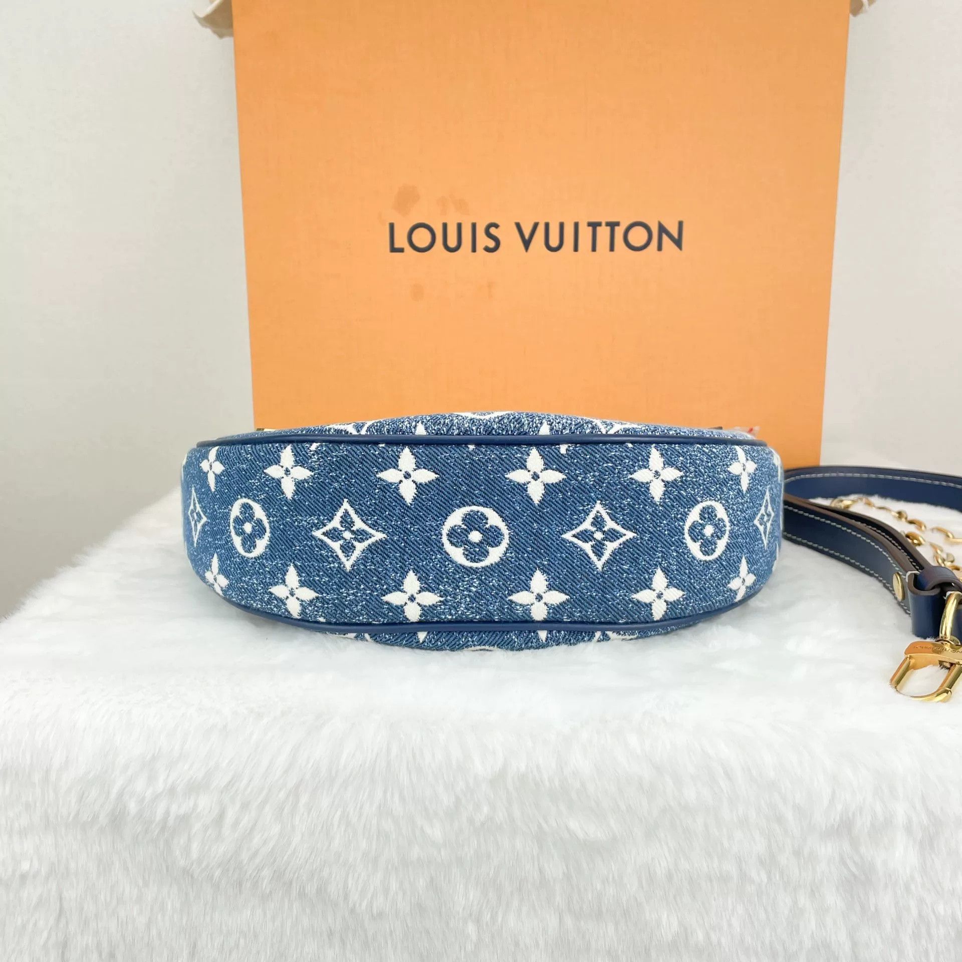 Louis Vuitton Pre-loved Bag Very good condition Size ONE SIZE - 4 Thumbnail