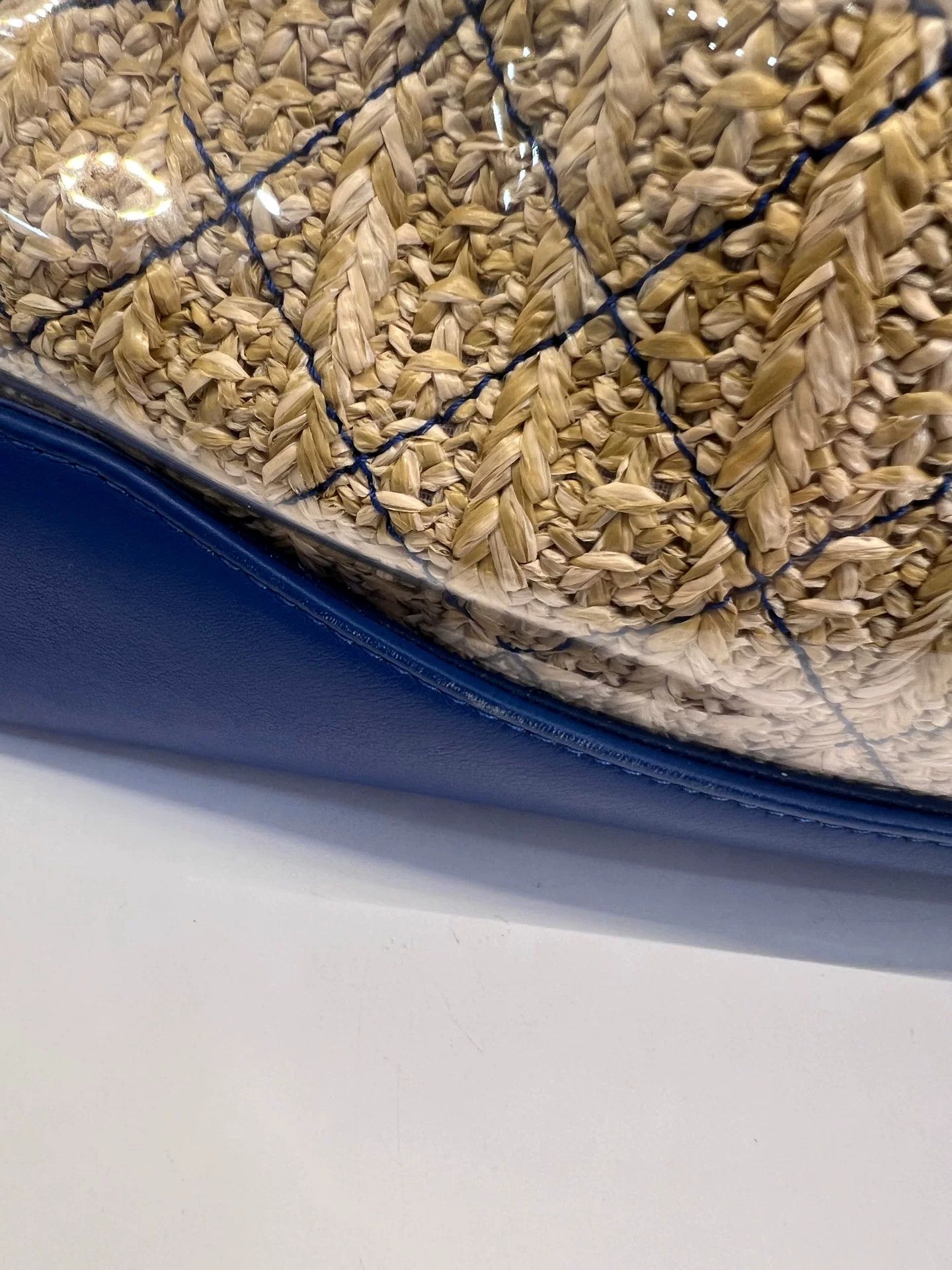 Chanel Pre-loved Bag Very good condition Size ONE SIZE - 9 Thumbnail