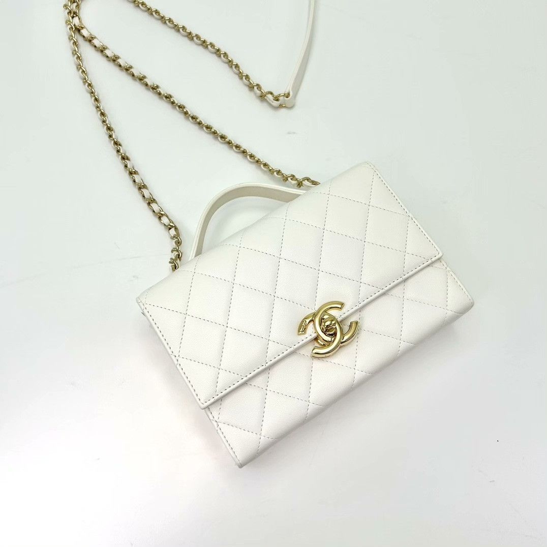 Chanel Pre-loved Bag Very good condition Size ONE SIZE - 4 Thumbnail