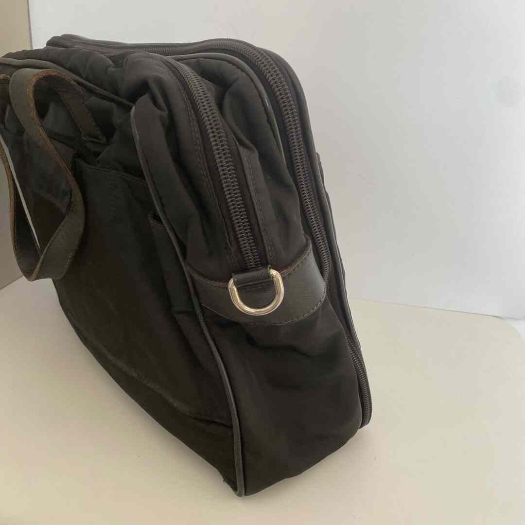 Prada Pre-loved Bag Very good condition Size ONE SIZE - 3 Thumbnail