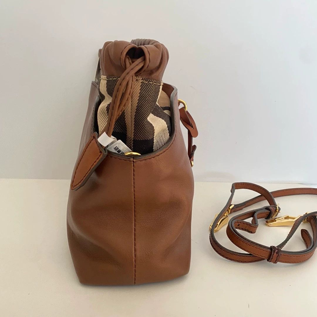 Burberry Pre-loved Bag Very good condition Size ONE SIZE - 6 Thumbnail