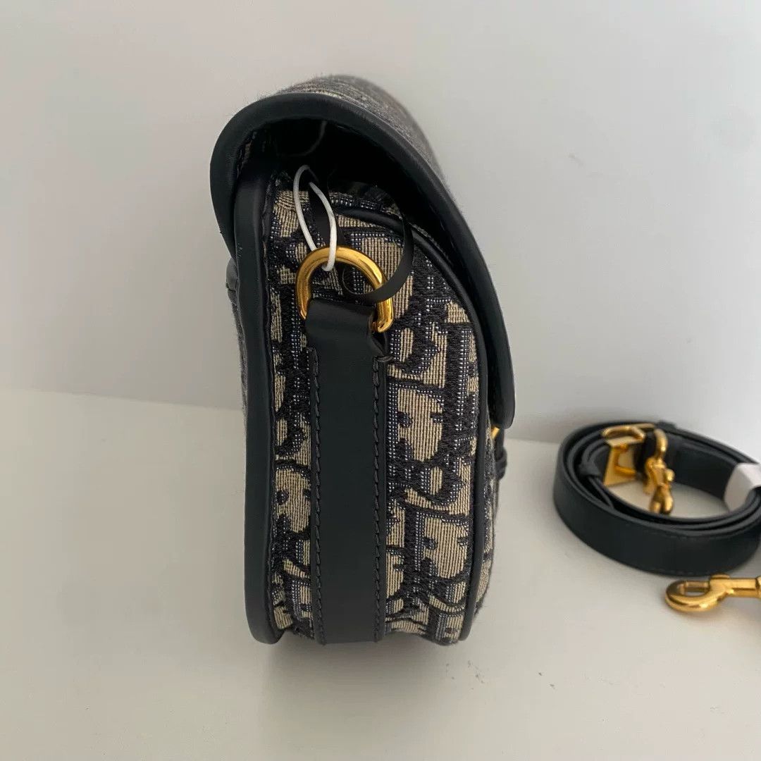 Dior Pre-loved Bag Very good condition Size ONE SIZE - 4 Thumbnail
