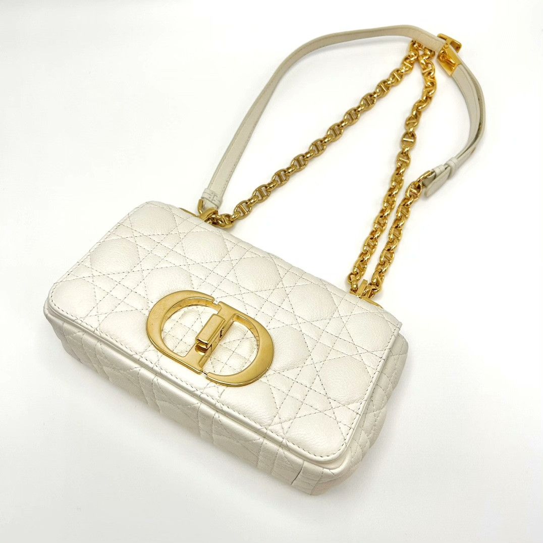 Dior Pre-loved Bag Very good condition Size ONE SIZE - 3 Thumbnail