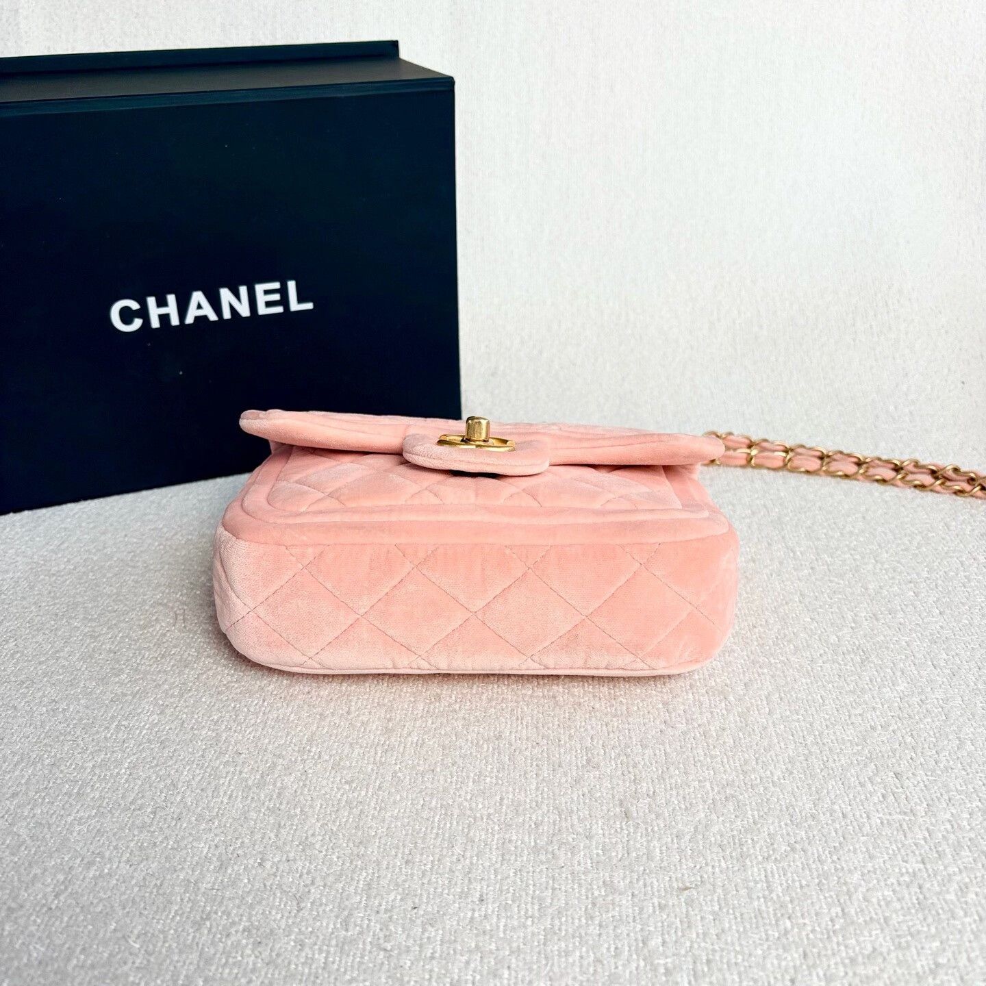 Chanel Pre-loved Bag Very good condition Size ONE SIZE - 5 Thumbnail
