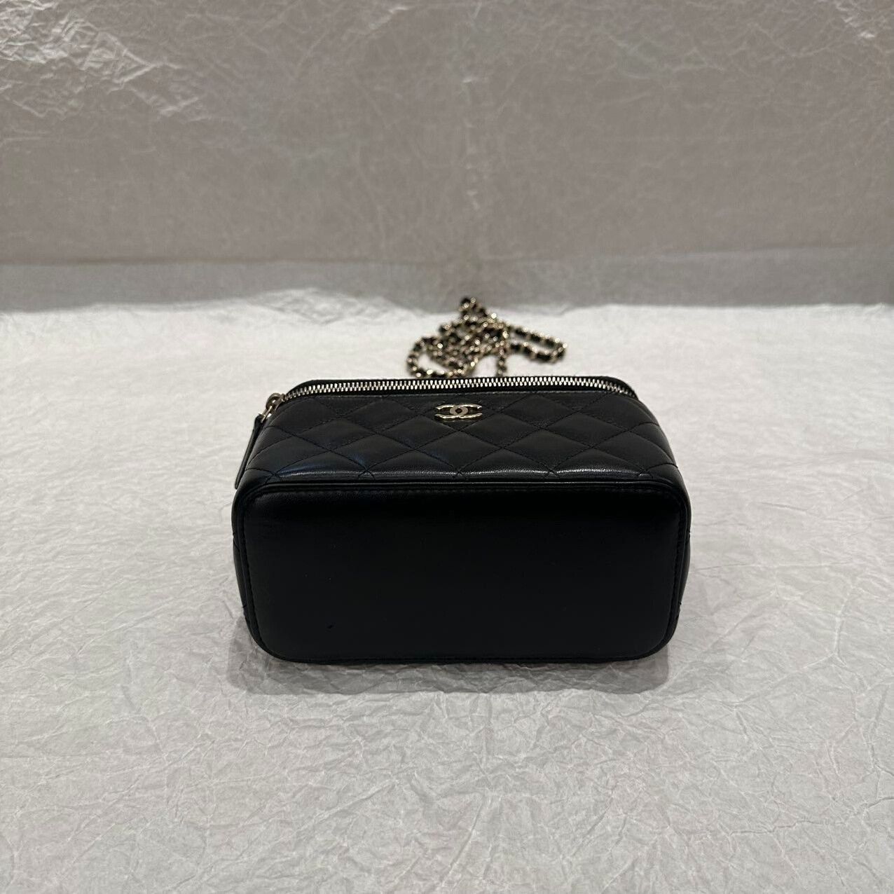 Chanel Pre-loved Bag Very good condition Size ONE SIZE - 5 Thumbnail
