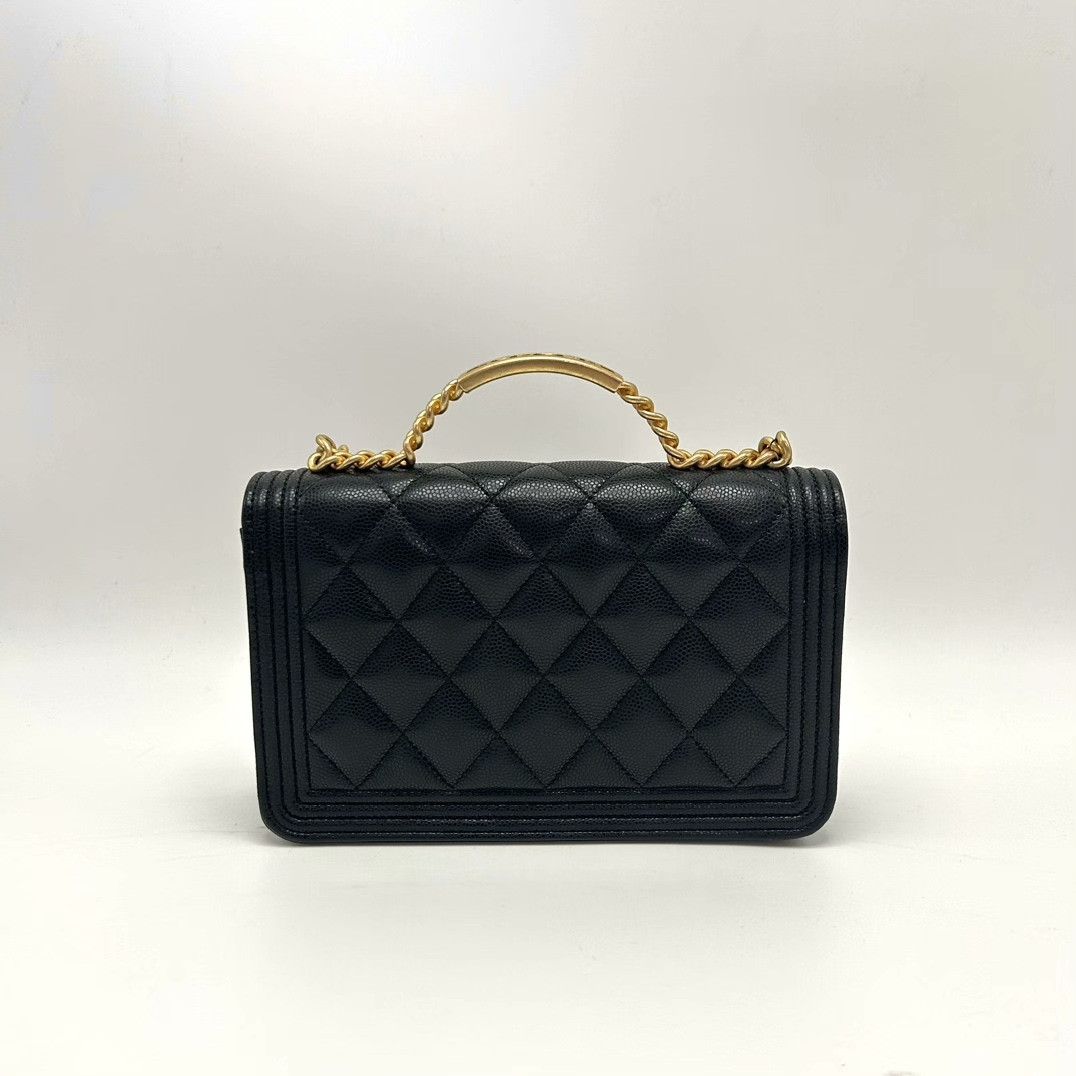 Chanel Pre-loved Bag Very good condition Size ONE SIZE - 2 Thumbnail