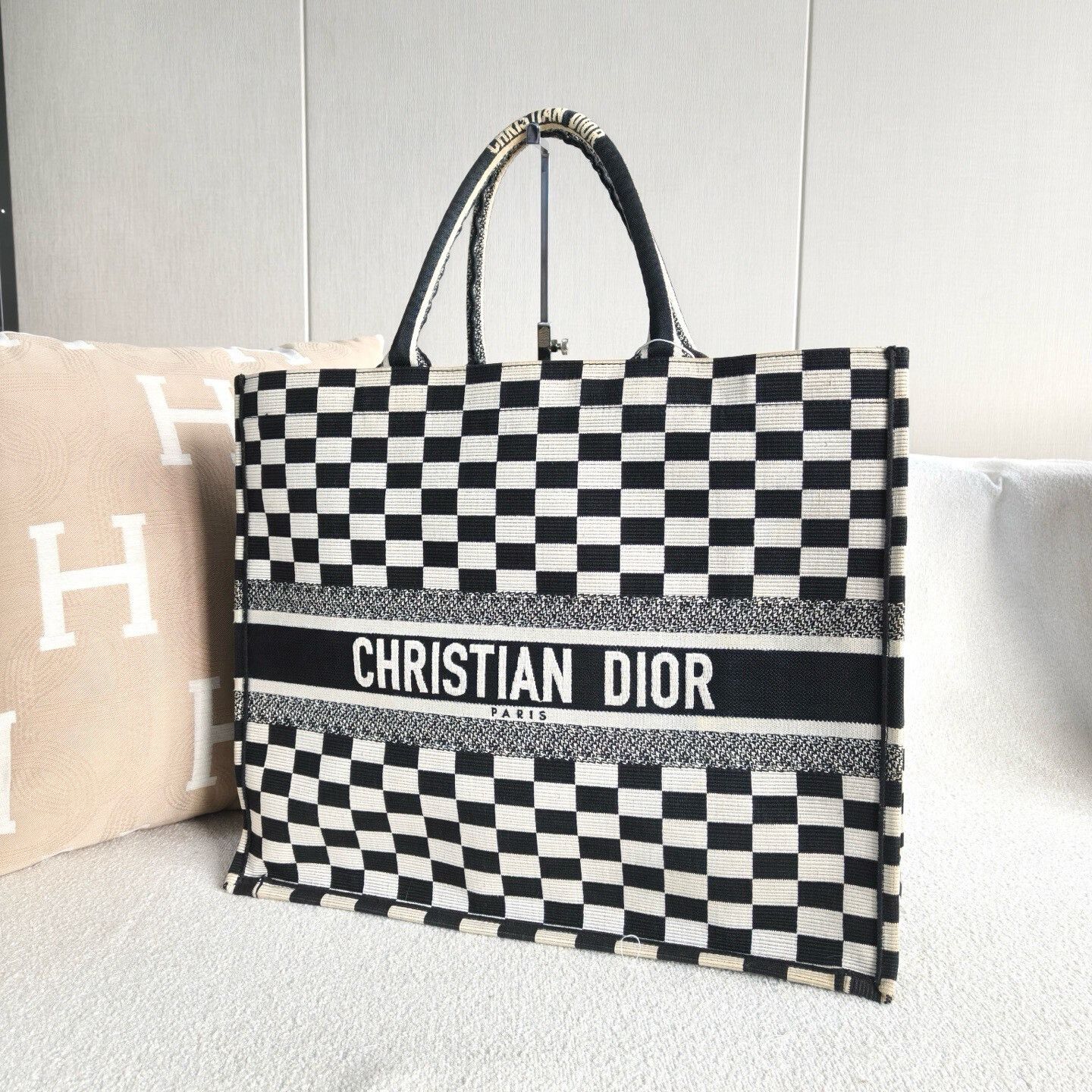 Dior Pre-loved Bag Very good condition Size ONE SIZE - 4 Thumbnail