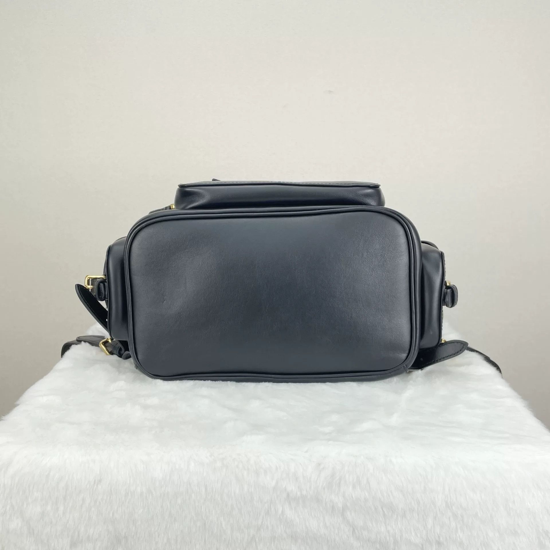 Miu Miu Pre-loved Bag Very good condition Size ONE SIZE - 4 Thumbnail