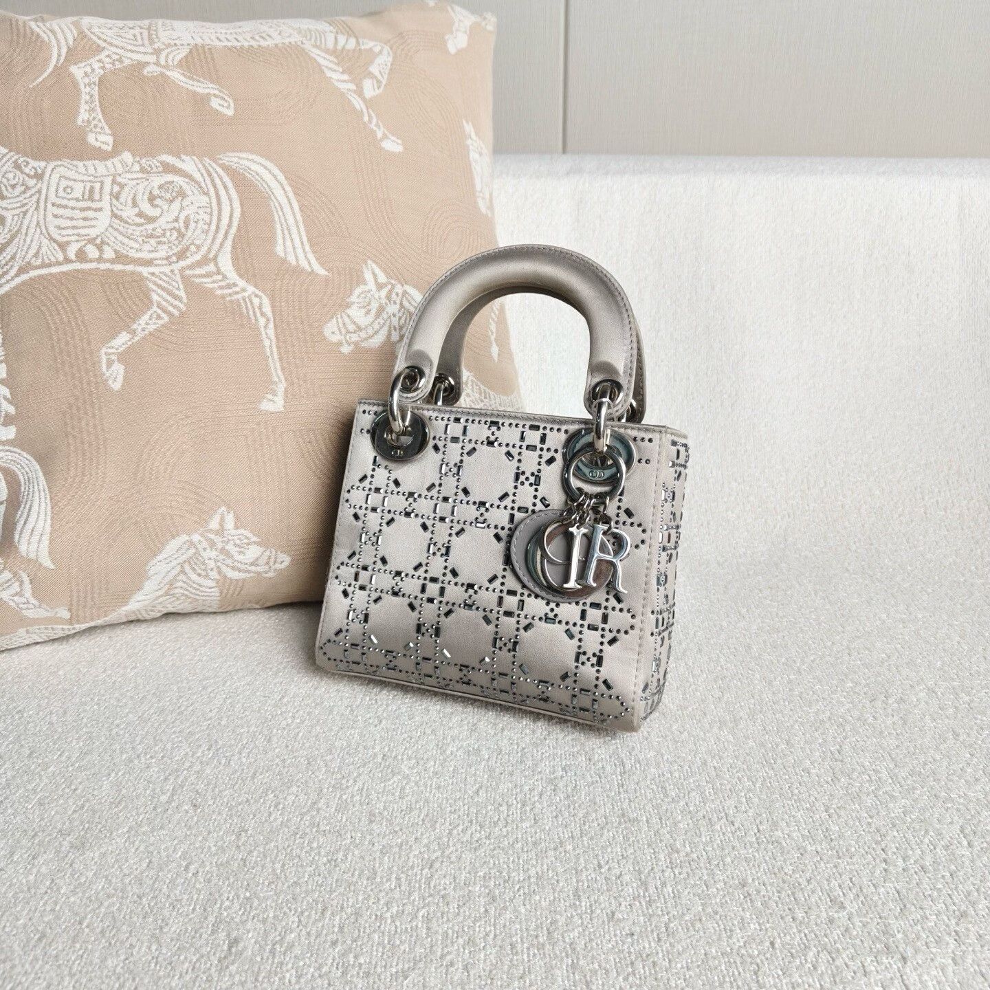Dior Pre-loved Bag Very good condition Size ONE SIZE - 6 Thumbnail