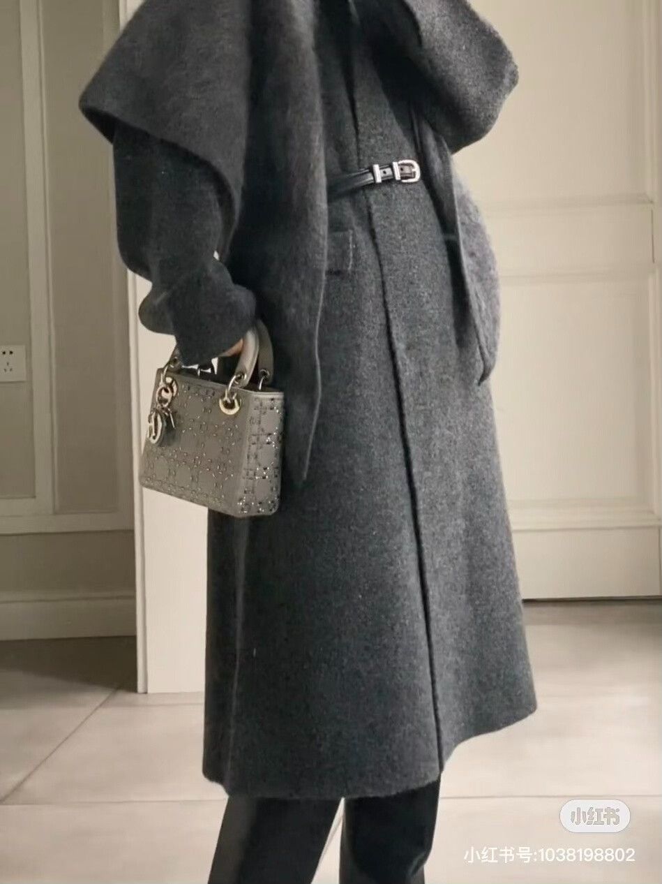 Dior Pre-loved Bag Very good condition Size ONE SIZE - 9 Thumbnail
