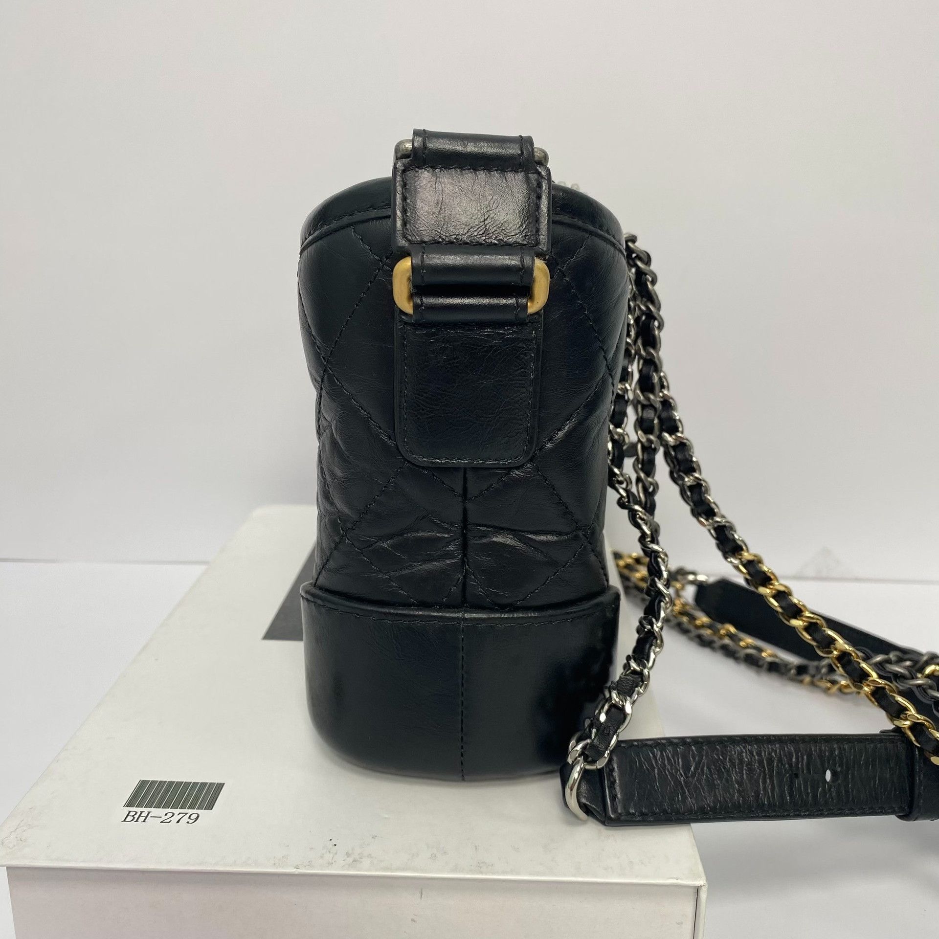 Chanel Pre-loved Bag Very good condition Size ONE SIZE - 2 Thumbnail