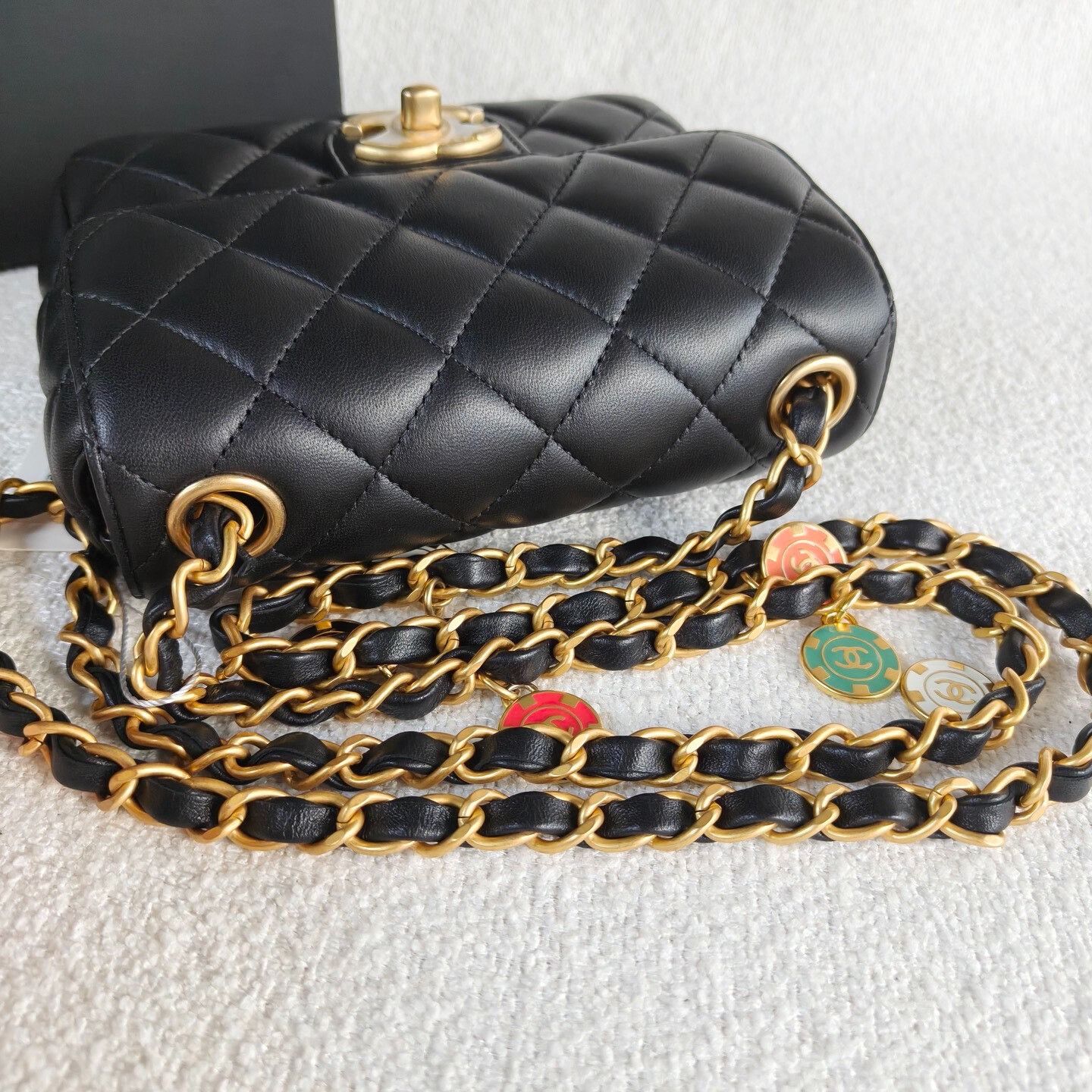 Chanel Pre-loved Bag Very good condition Size ONE SIZE - 7 Thumbnail