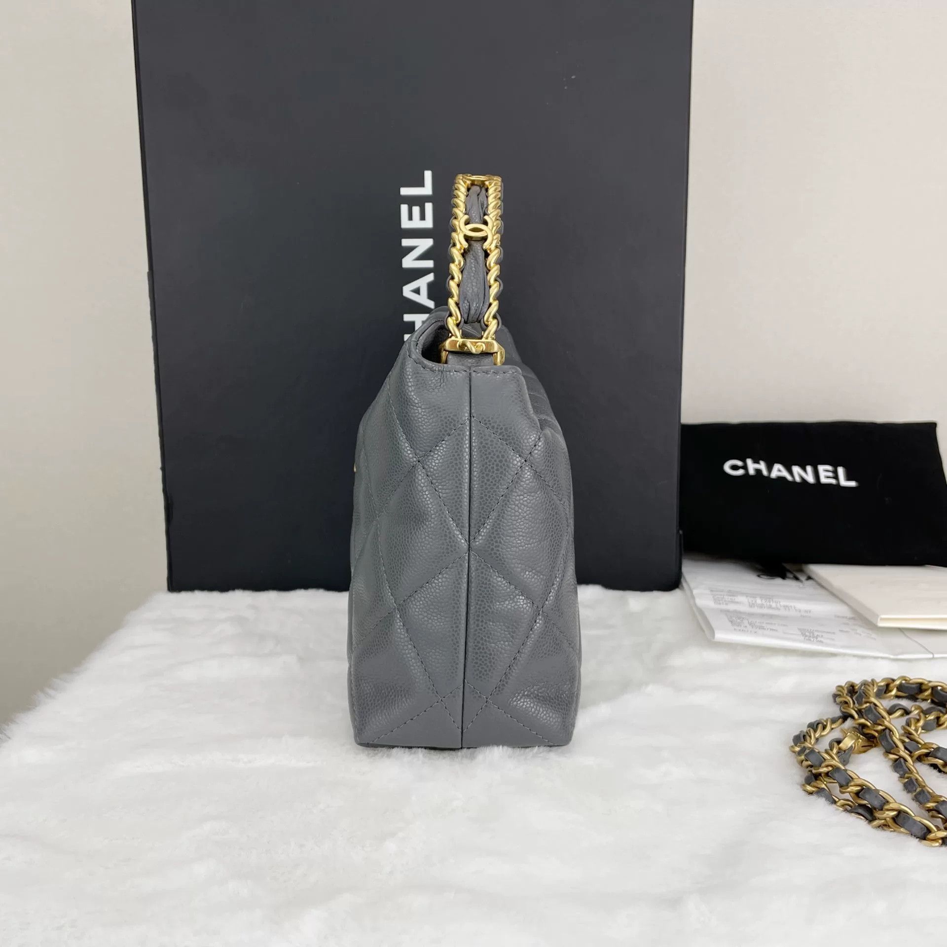 Chanel Pre-loved Bag Very good condition Size ONE SIZE - 3 Thumbnail