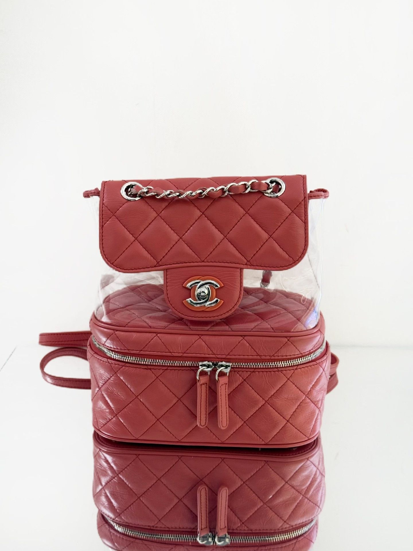 Chanel Pre-loved Bag Very good condition Size ONE SIZE - 4 Thumbnail