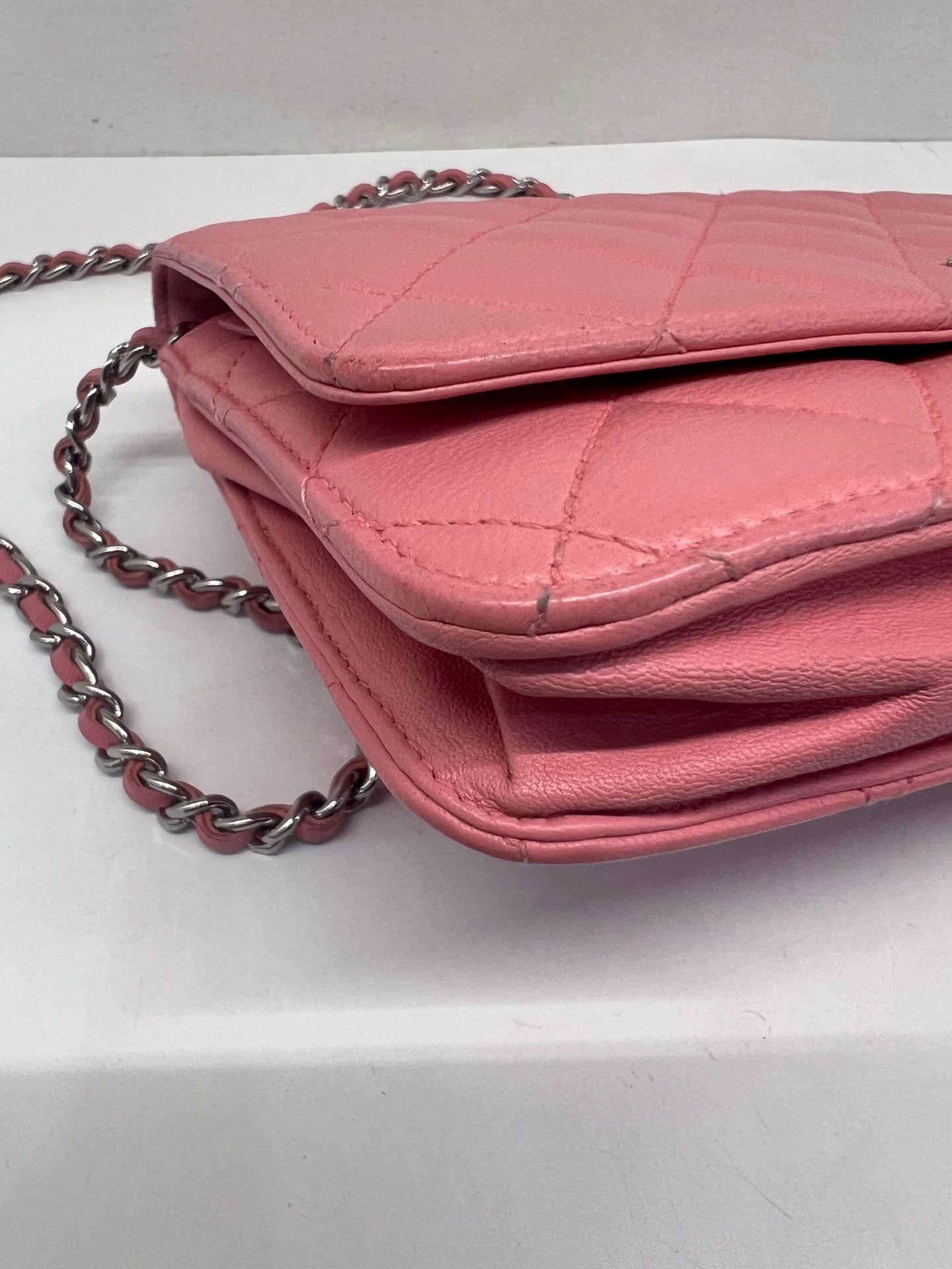 Chanel Pre-loved Bag Very good condition Size ONE SIZE - 4 Thumbnail