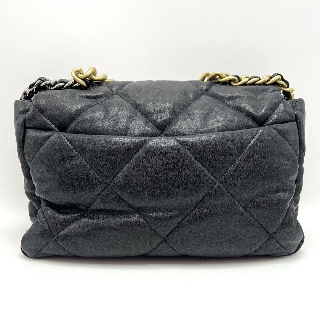 Chanel Pre-loved Bag Very good condition Size ONE SIZE - 2 Thumbnail