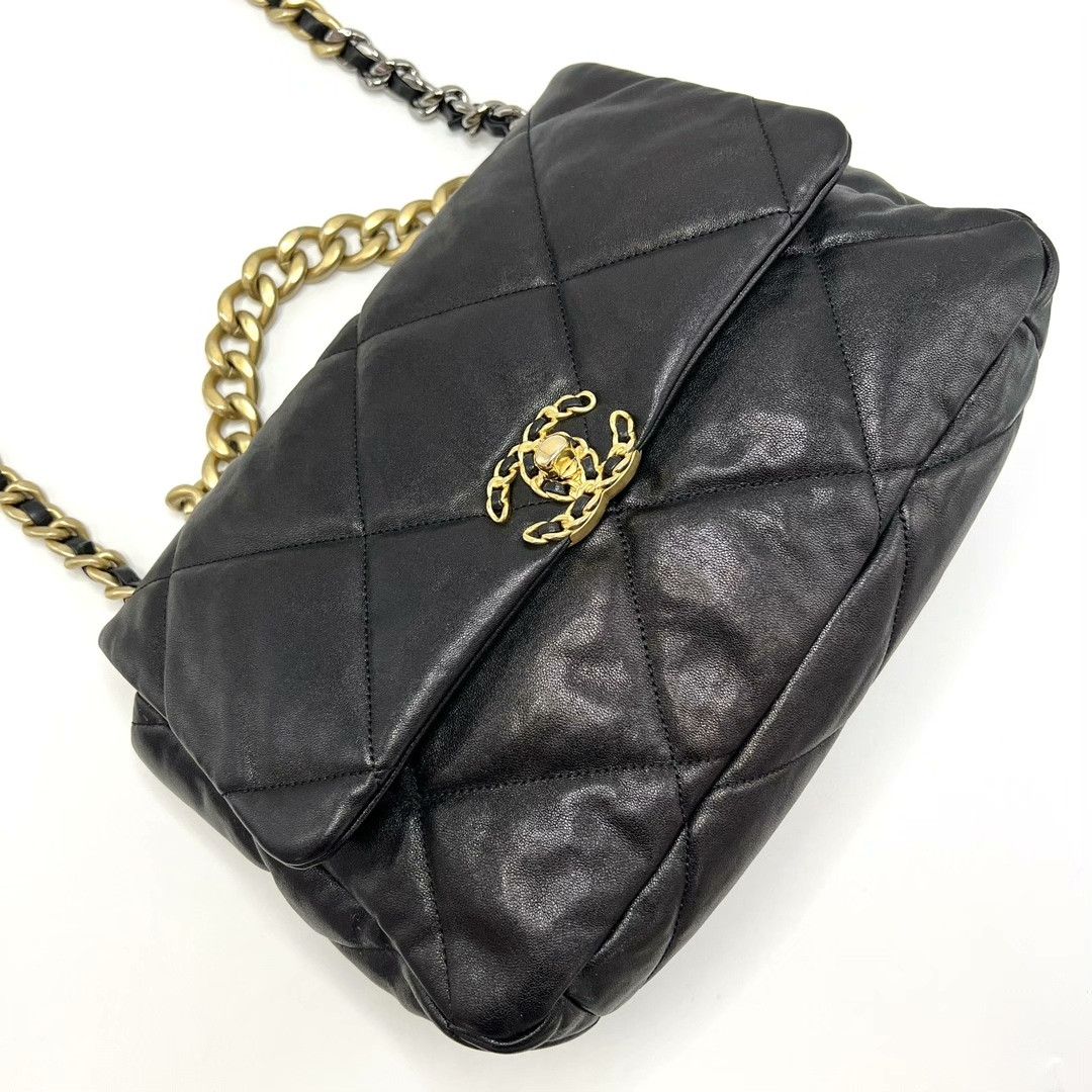 Chanel Pre-loved Bag Very good condition Size ONE SIZE - 3 Thumbnail