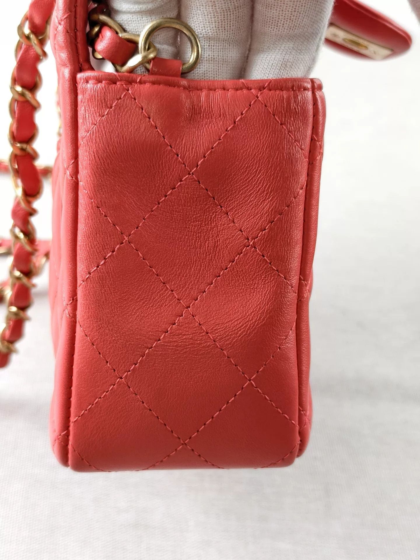 Chanel Pre-loved Bag Very good condition Size ONE SIZE - 5 Thumbnail