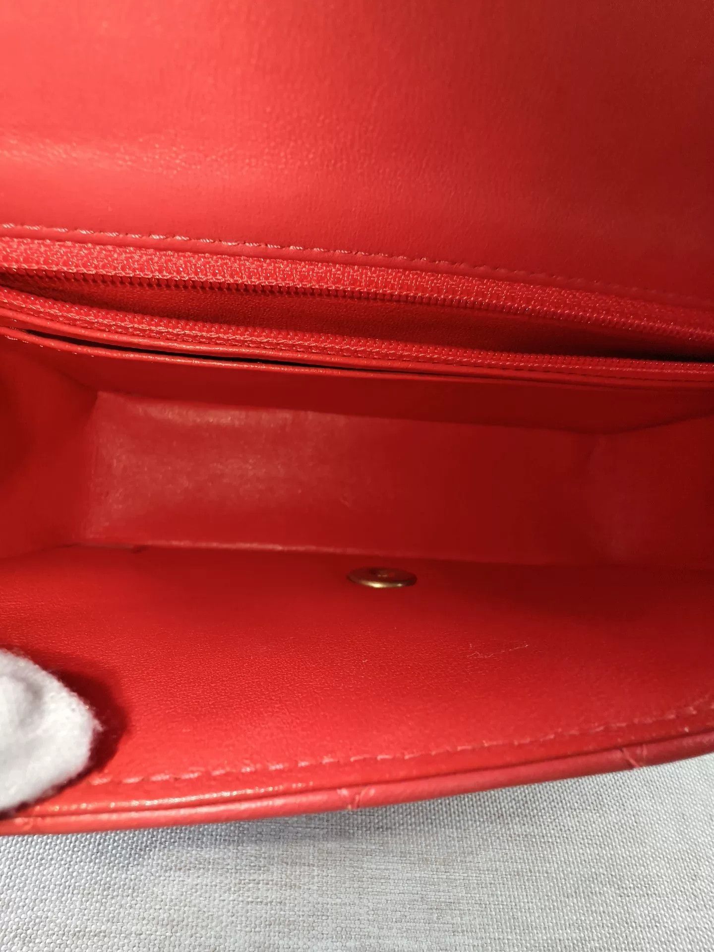 Chanel Pre-loved Bag Very good condition Size ONE SIZE - 4 Thumbnail