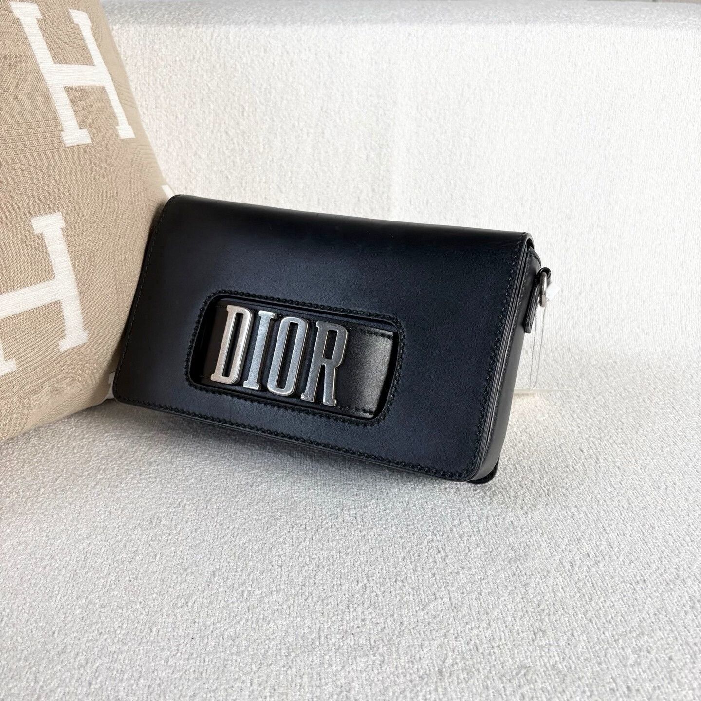 Dior Pre-loved Bag Very good condition Size ONE SIZE - 6 Thumbnail