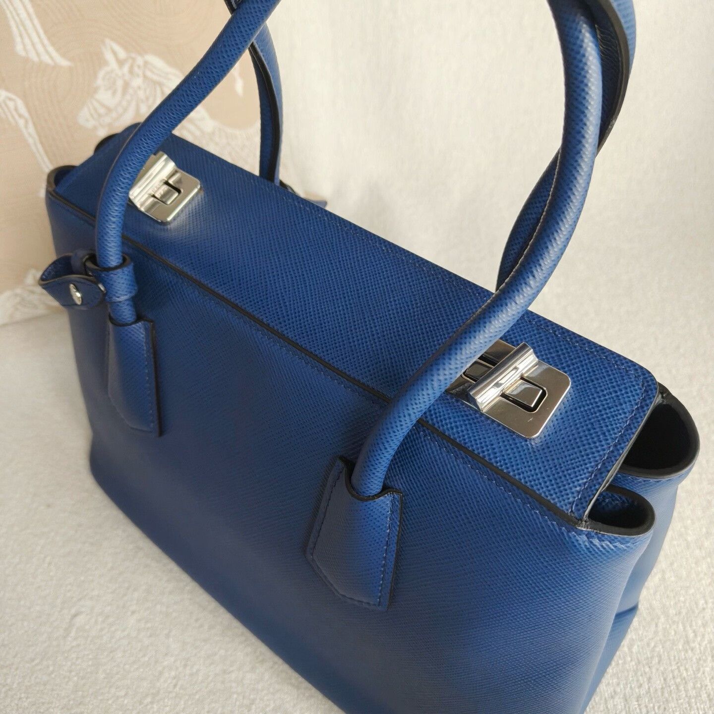 Prada Pre-loved Bag Very good condition Size ONE SIZE - 7 Thumbnail