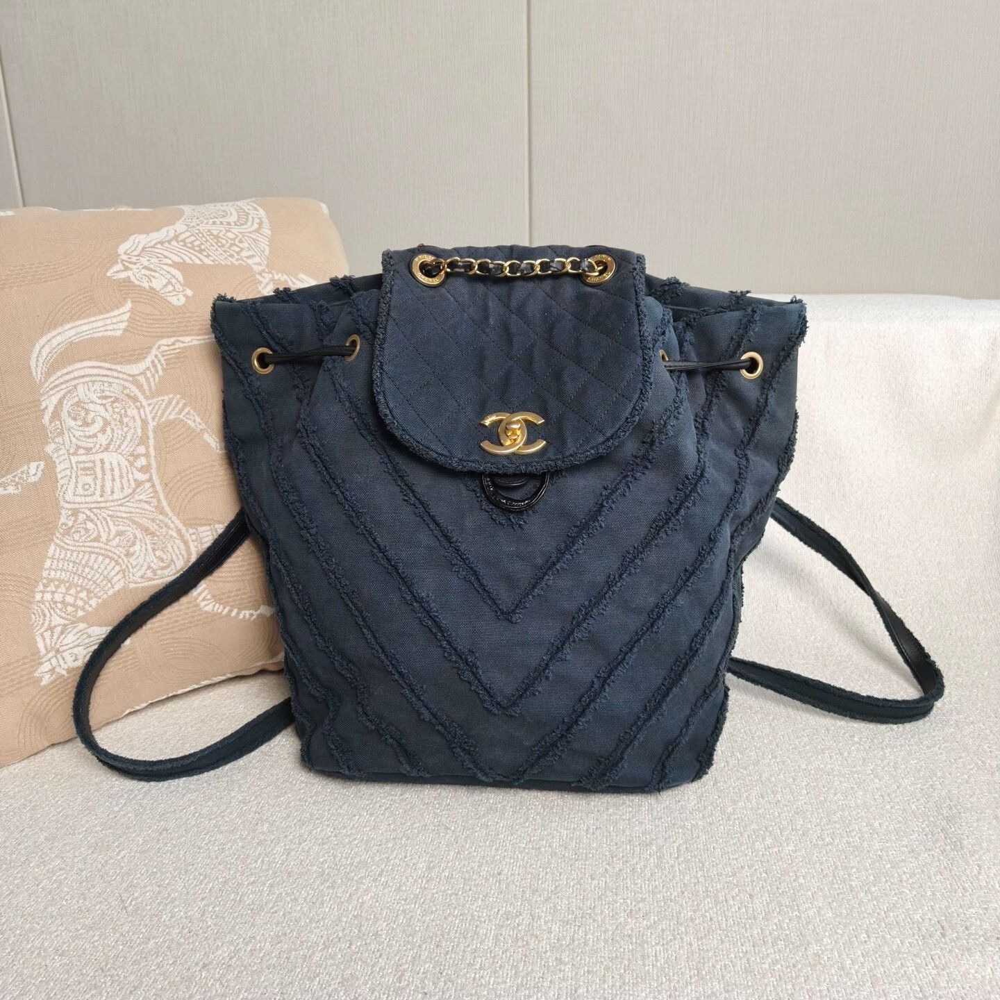 Chanel Pre-loved Bag Very good condition Size ONE SIZE - 2 Thumbnail