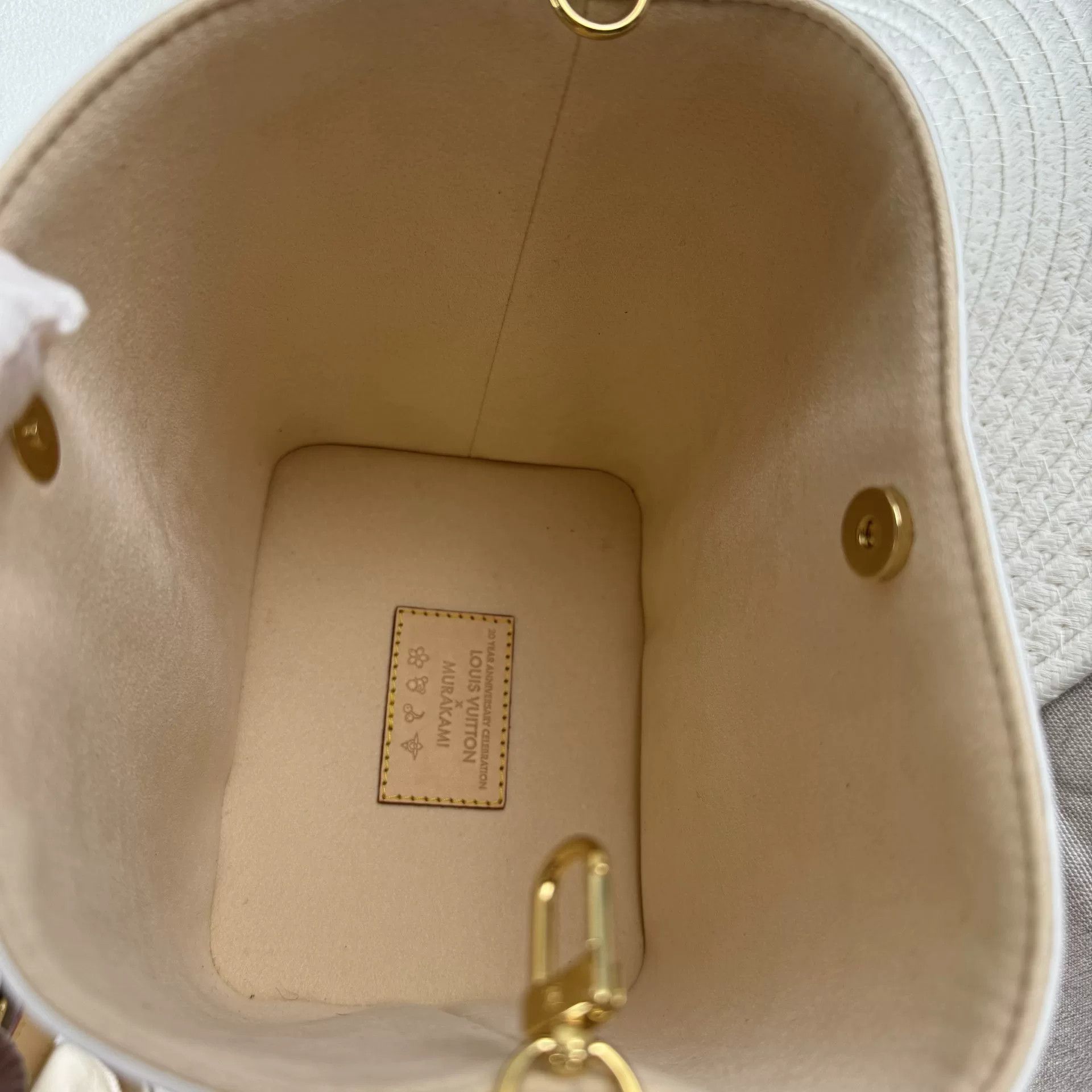 Louis Vuitton Pre-loved Bag Brand new condition Size ONE SIZE - 4 Thumbnail