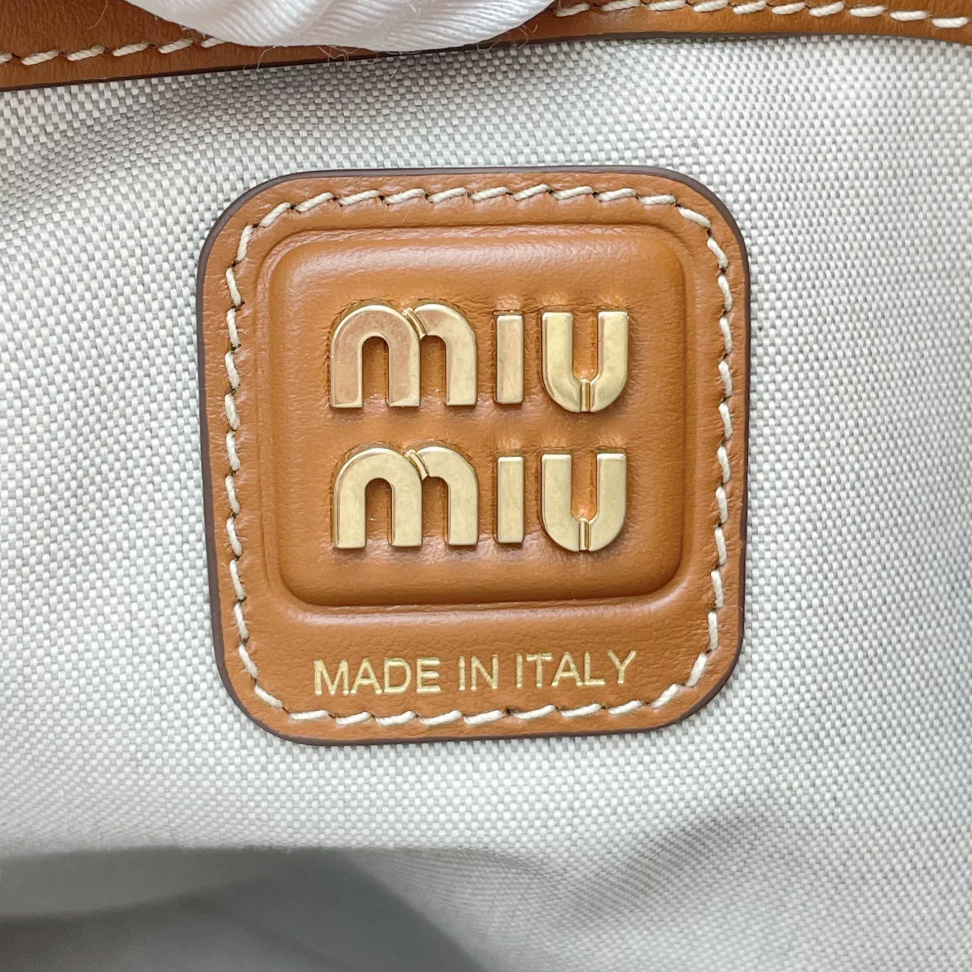 Miu Miu Pre-loved Bag Very good condition Size ONE SIZE - 9 Thumbnail