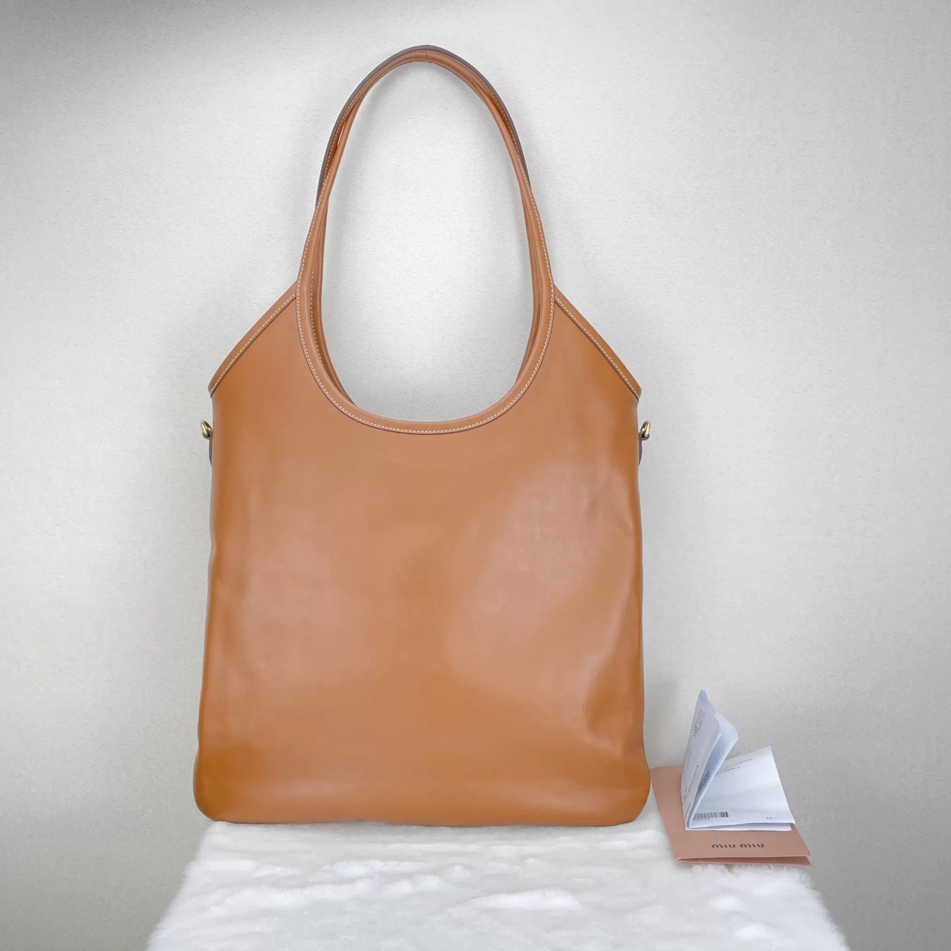 Miu Miu Pre-loved Bag Very good condition Size ONE SIZE - 2 Thumbnail