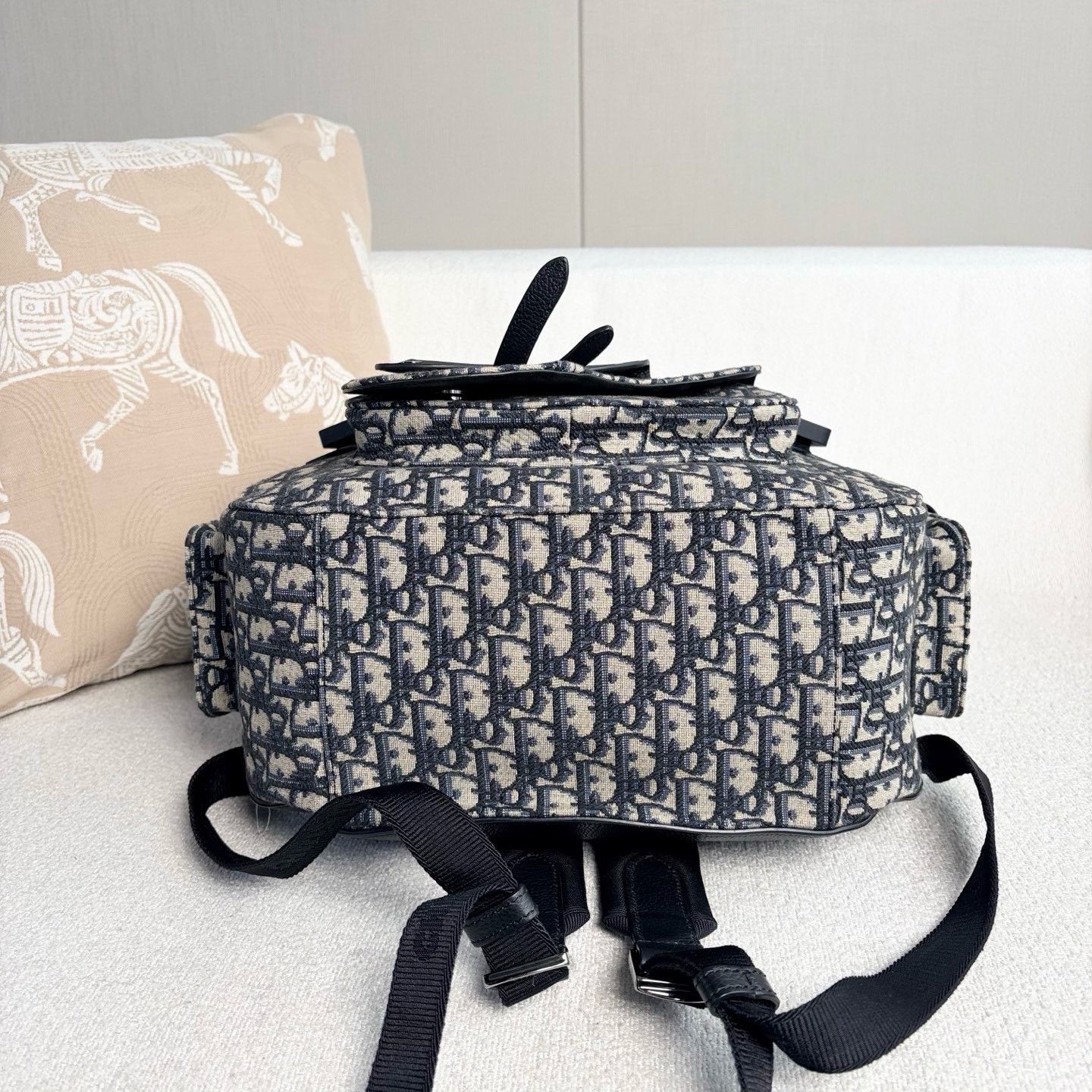 Dior Pre-loved Bag Very good condition Size ONE SIZE - 5 Thumbnail