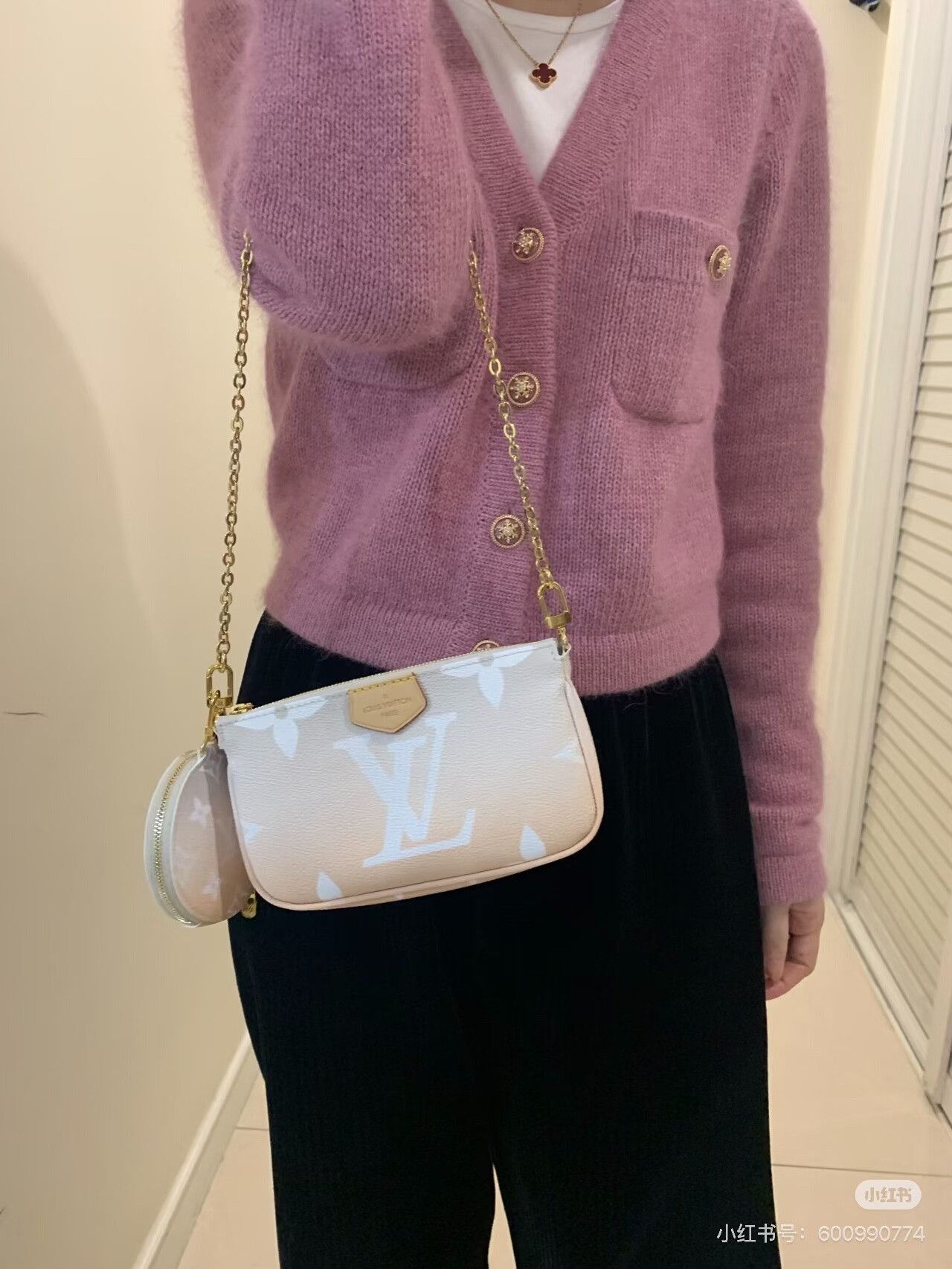 Louis Vuitton Pre-loved Bag Very good condition Size ONE SIZE - 8 Thumbnail
