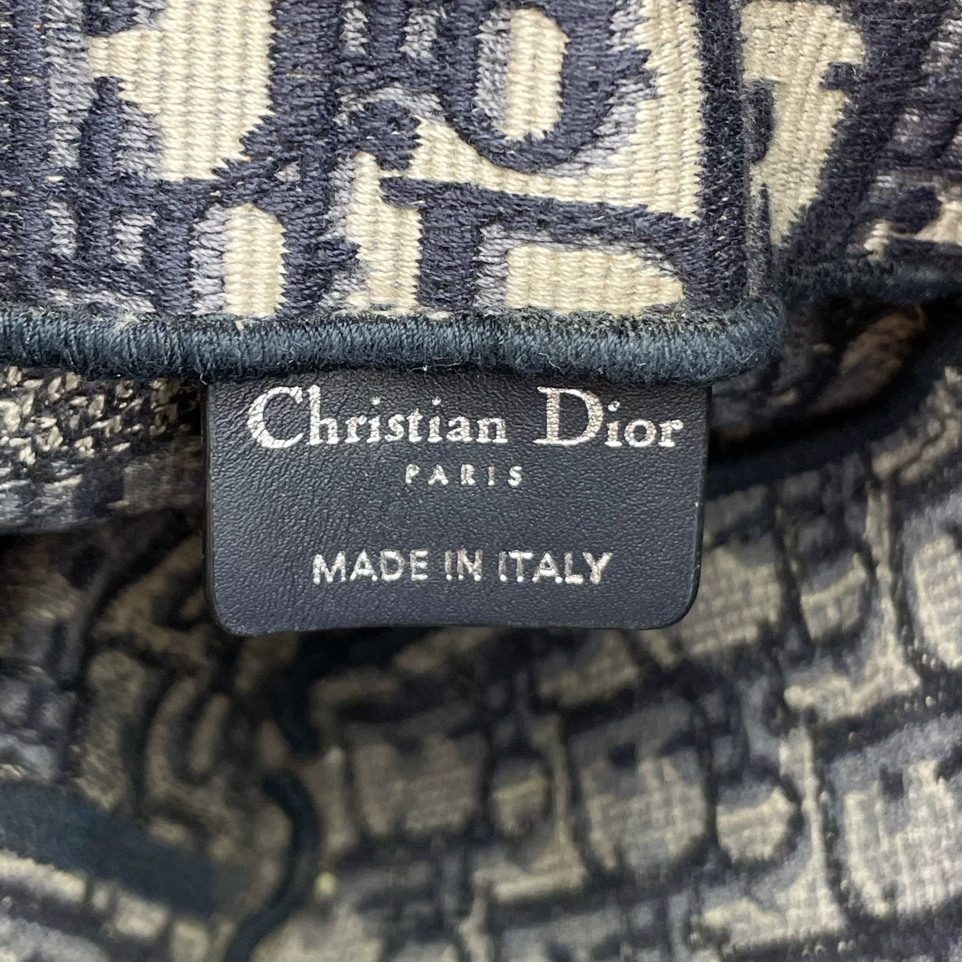Dior Pre-loved Bag Very good condition Size ONE SIZE - 9 Thumbnail
