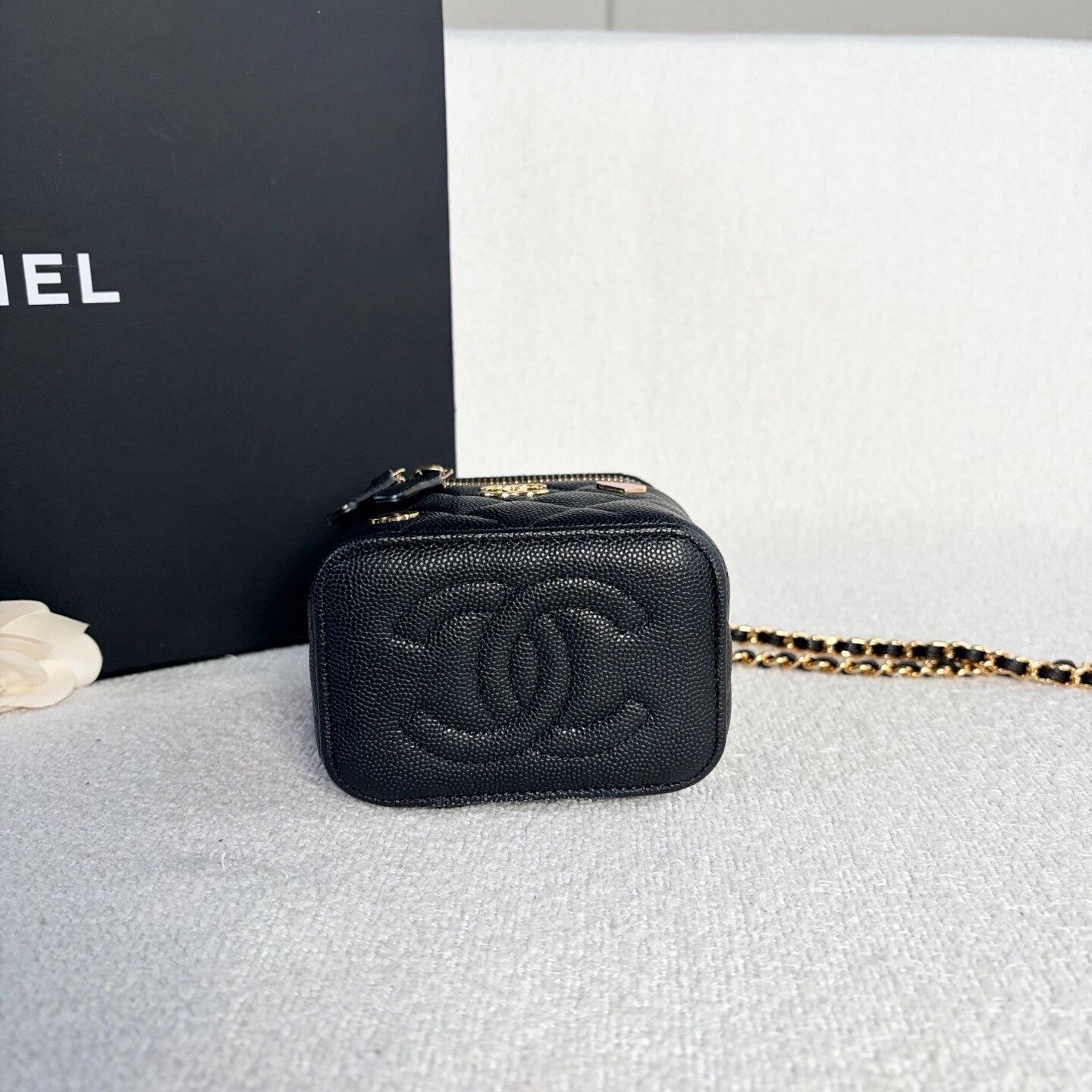 Chanel Pre-loved Bag Very good condition Size ONE SIZE - 5 Thumbnail
