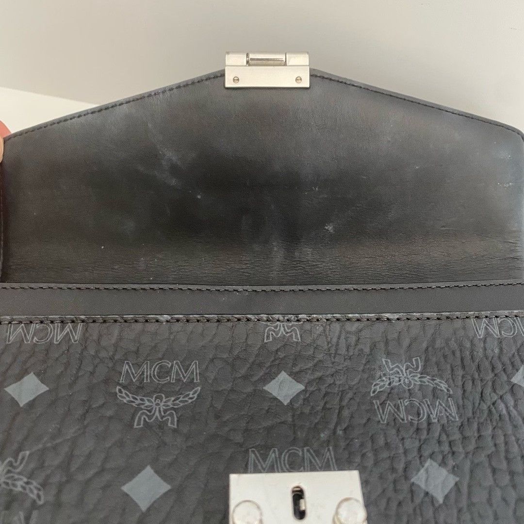 MCM Pre-loved Bag Very good condition Size ONE SIZE - 5 Thumbnail