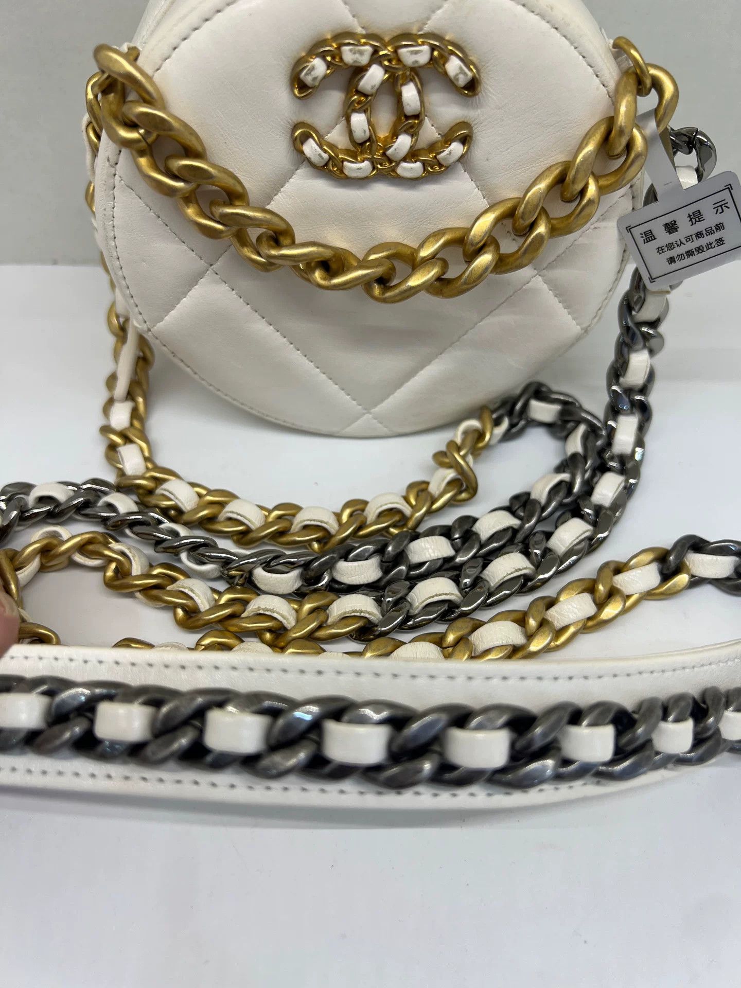 Chanel Pre-loved Bag Very good condition Size ONE SIZE - 6 Thumbnail