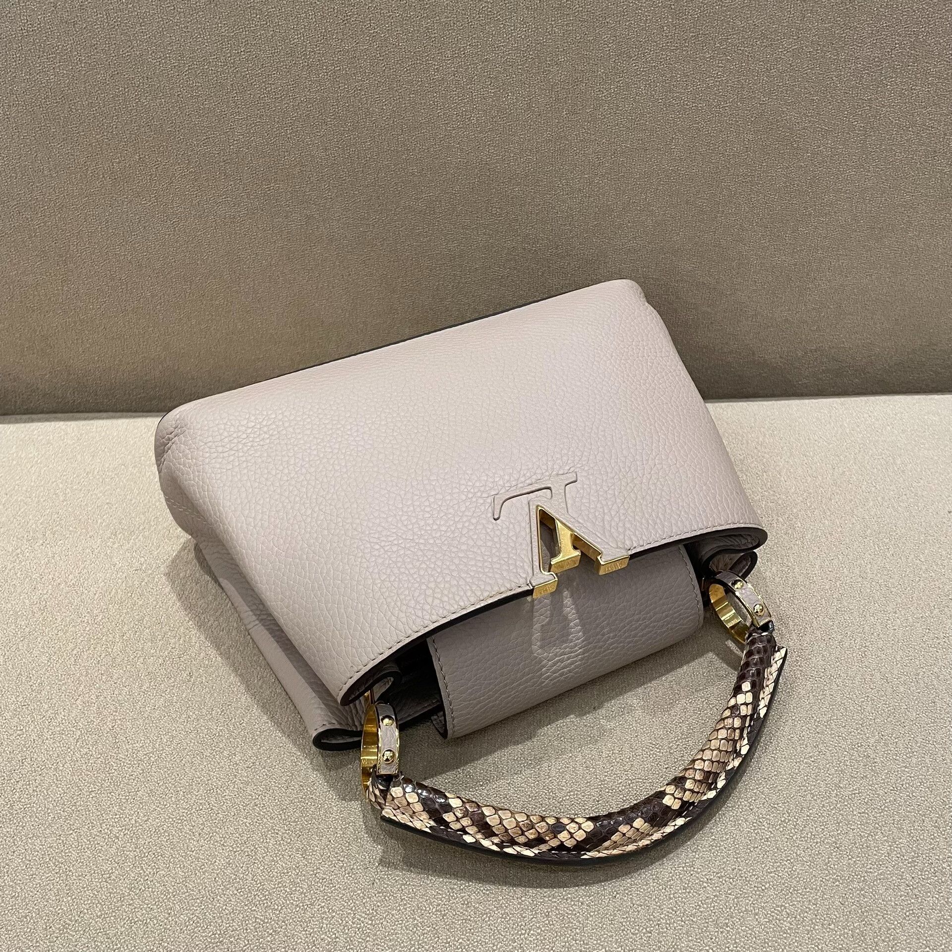 Louis Vuitton Pre-loved Bag Very good condition Size ONE SIZE - 6 Thumbnail