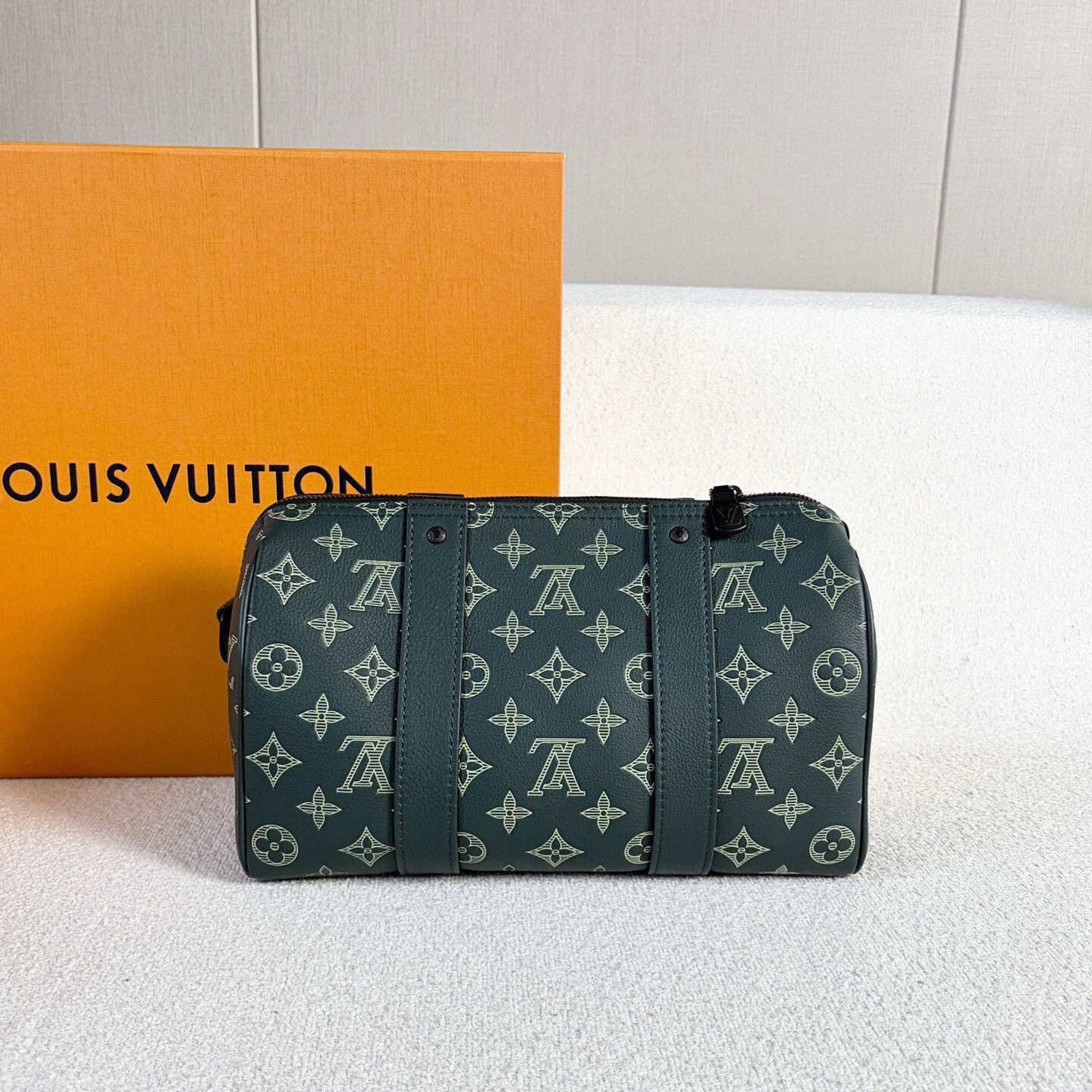 Louis Vuitton Pre-loved Bag Brand new condition Size ONE SIZE - 3 Thumbnail