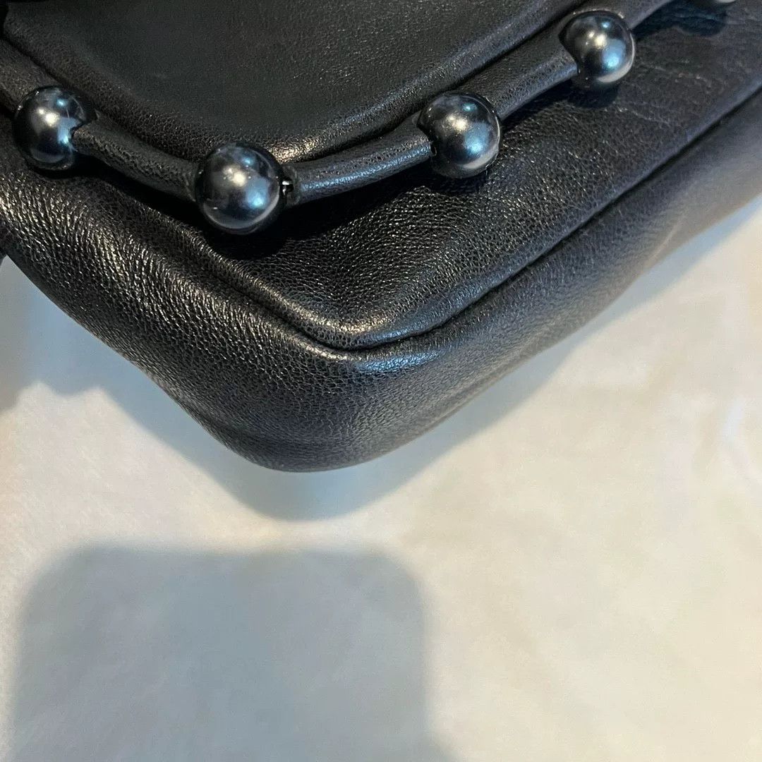 Chanel Pre-loved Bag Very good condition Size ONE SIZE - 6 Thumbnail