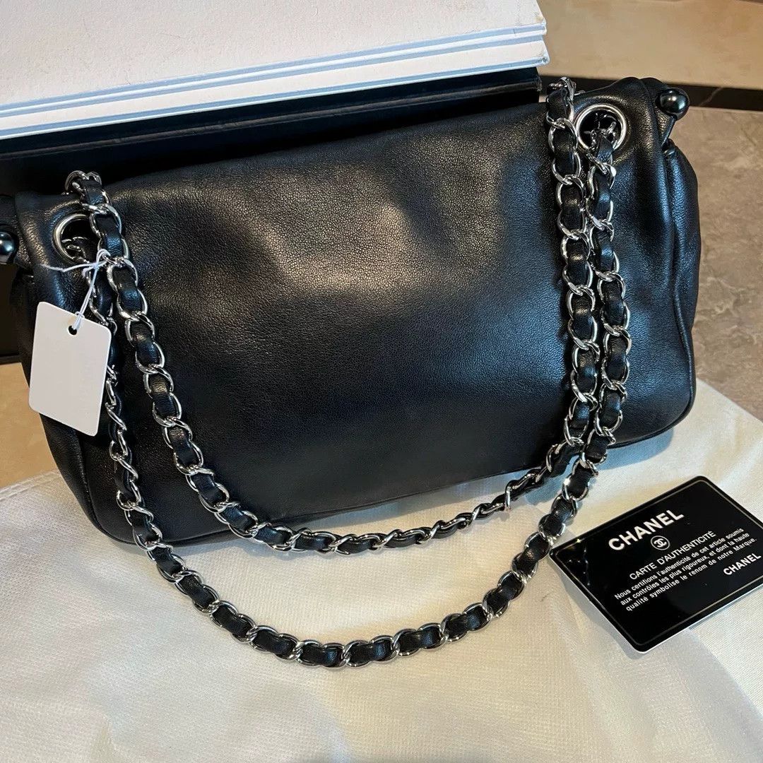 Chanel Pre-loved Bag Very good condition Size ONE SIZE - 2 Thumbnail