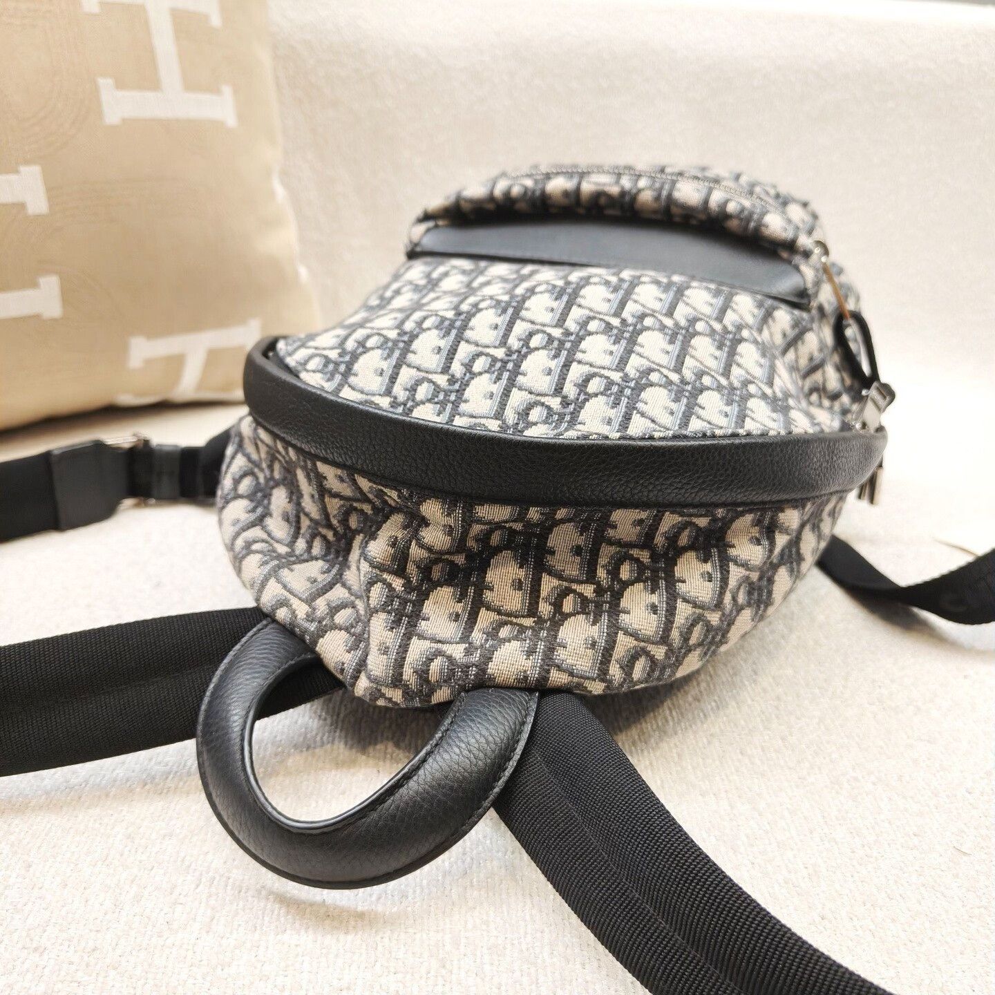 Dior Pre-loved Bag Very good condition Size ONE SIZE - 2 Thumbnail